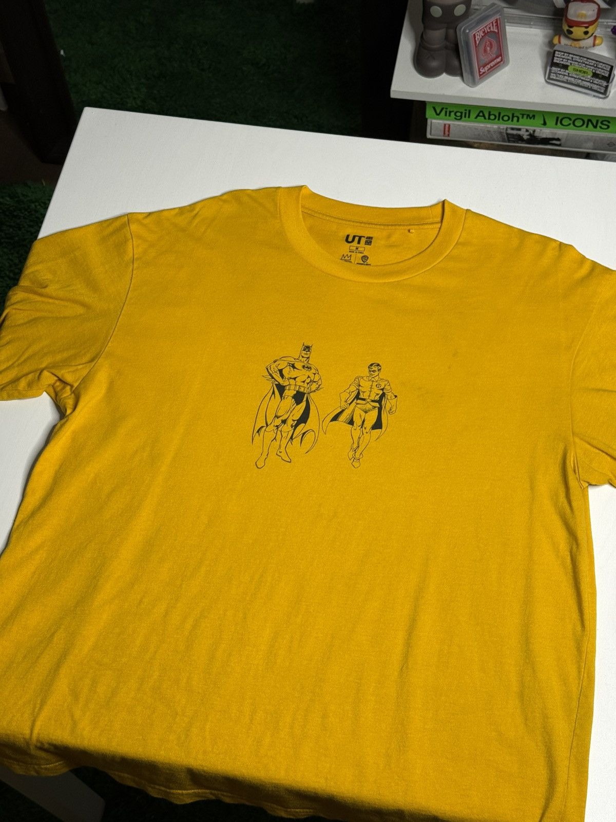 Uniqlo Uniqlo Batman & Robin Basquiat Tee “Yellow” [M] PREOWNED Size US M / EU 48-50 / 2 - 1 Thumbnail