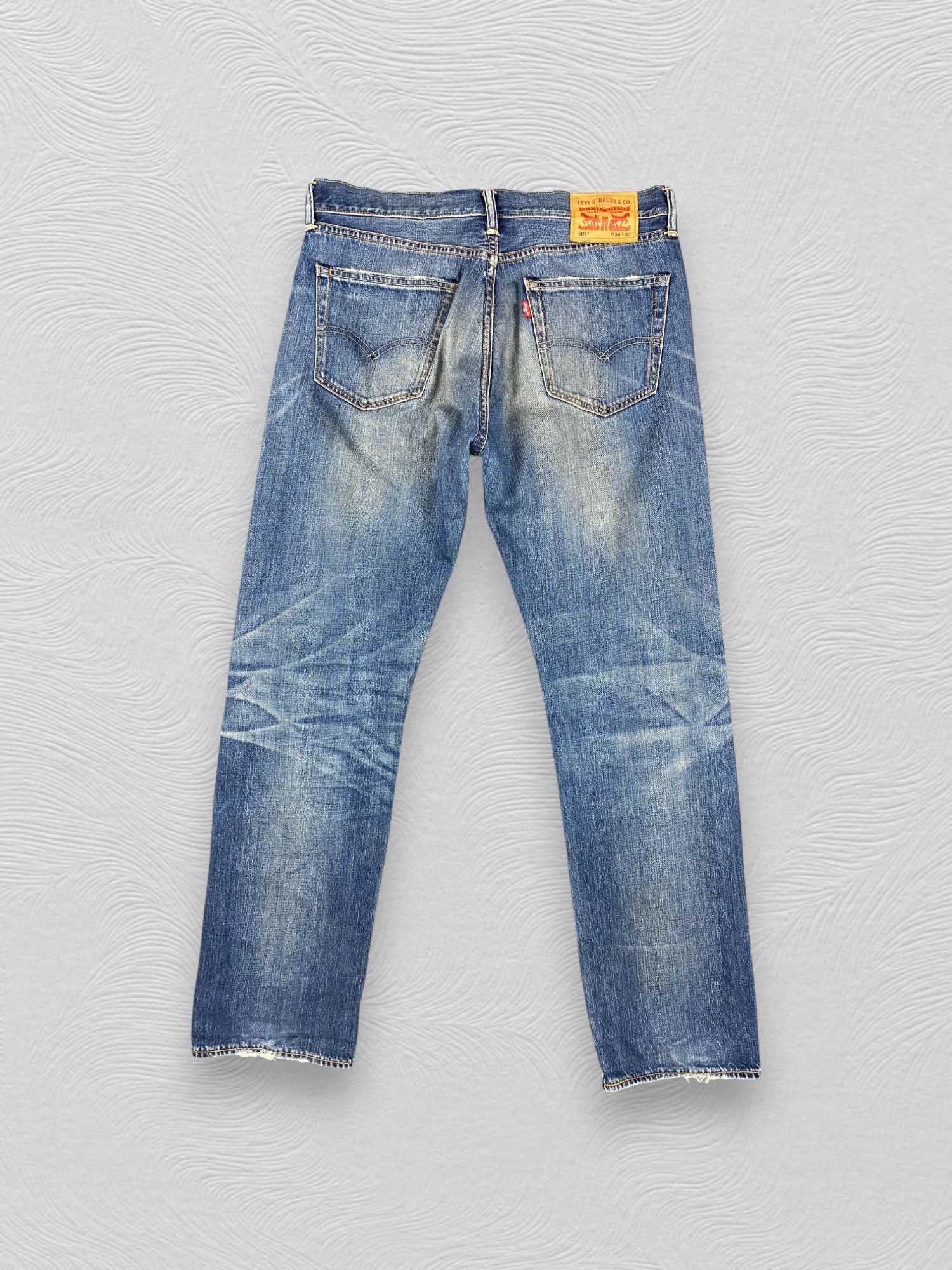 Levi's Blue Distressed Vintage Levi's 505 35x31.5 Denim -JN1268 Size US 35 - 2 Thumbnail