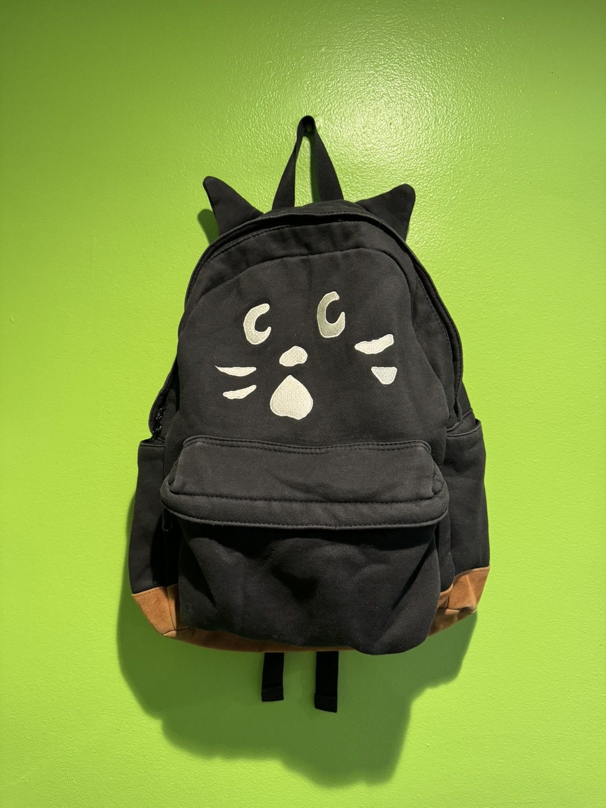 image of Issey Miyake x Ne Net Ne-Net Nya Cat Backpack in Black, Men's