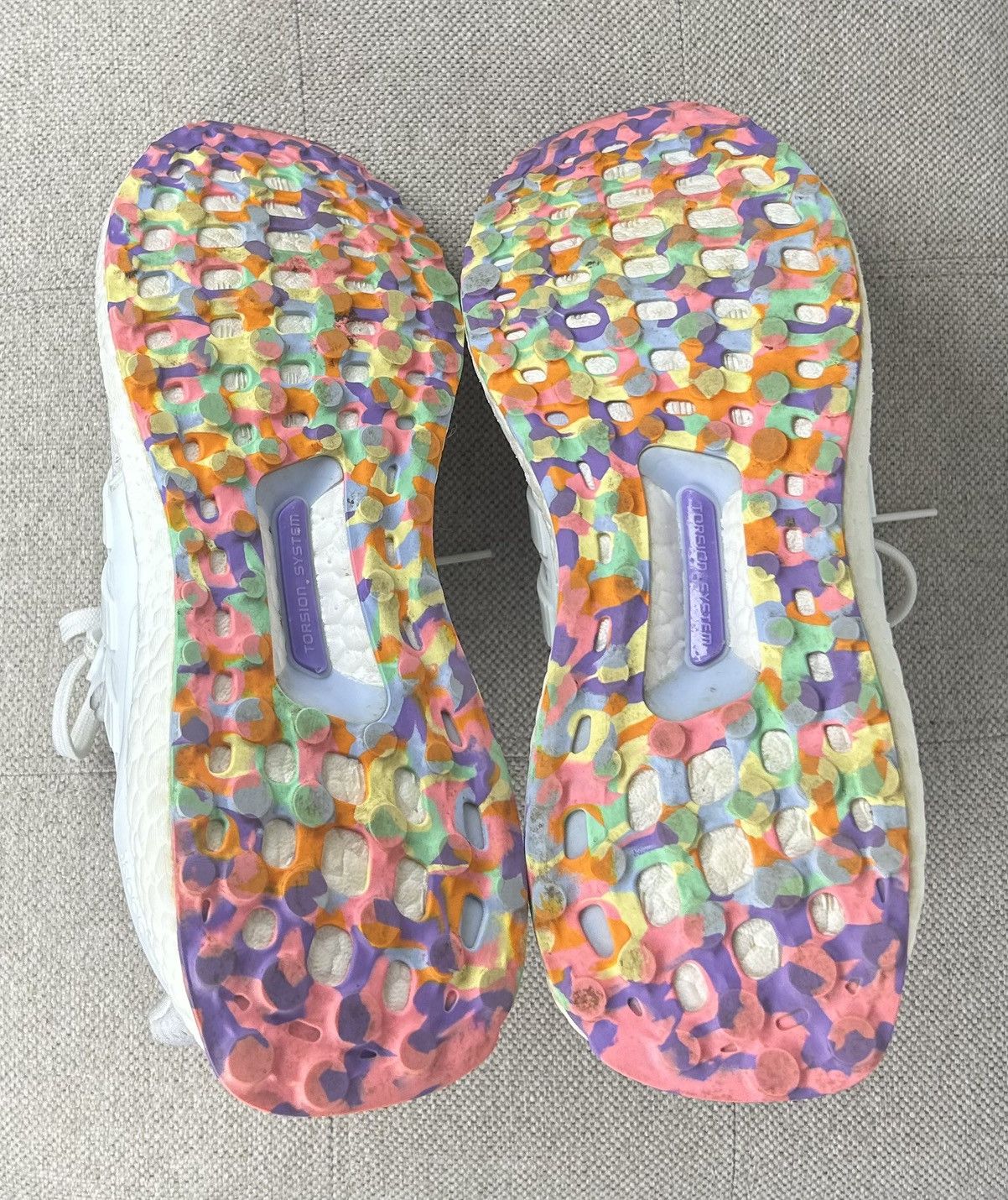Adidas Adidas Ultra Boost 1.0 DNA Valentine's Day Hearts Sneakers Size US 6.5 / IT 36.5 - 14 Thumbnail