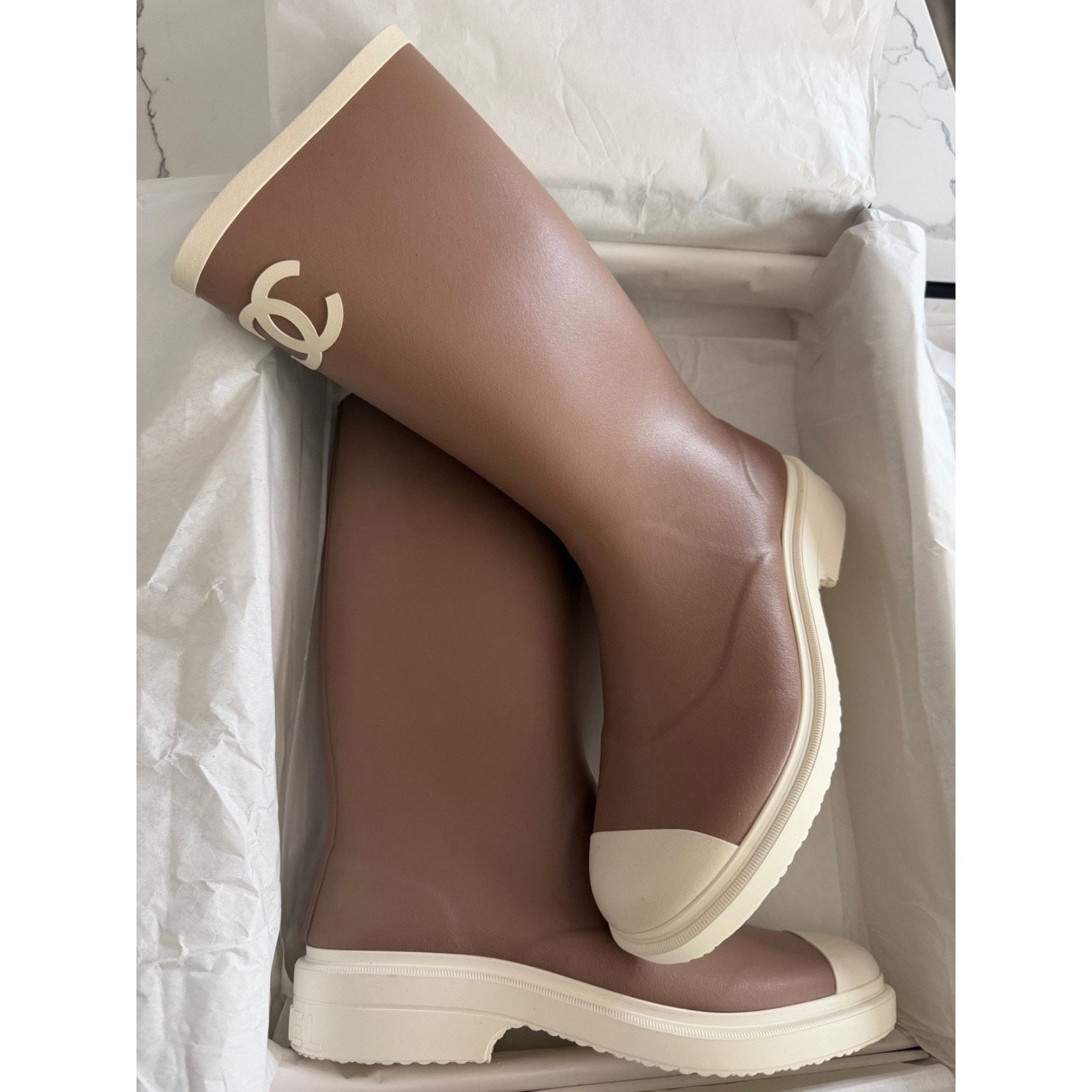 Chanel Chanel Beige White Caoutchouc CC Rubber Rain Boots 40 Size US 10 / IT 40 - 9 Thumbnail