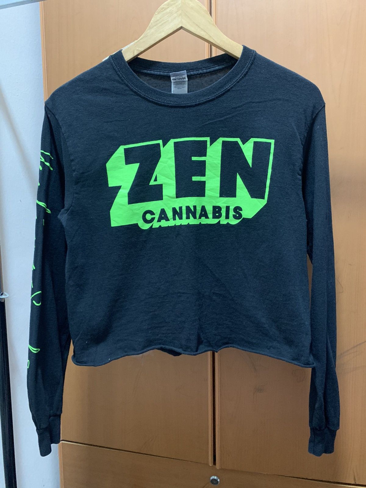 Other Zen Cannabis Crop Long Sleeve Tee Size US S / EU 44-46 / 1 - 1 Thumbnail