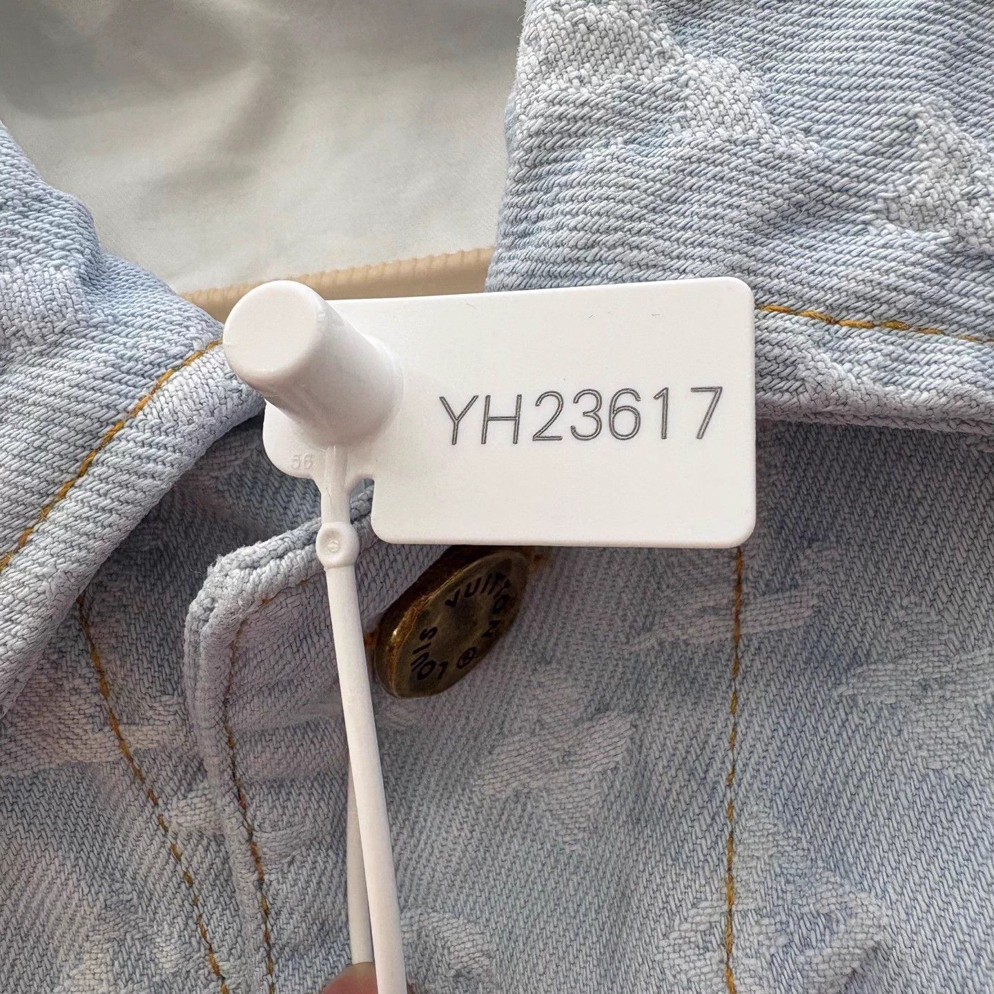 Louis Vuitton LV x Tyler SS24 Light Blue Denim Jacket Size US L / EU 52-54 / 3 - 8 Thumbnail