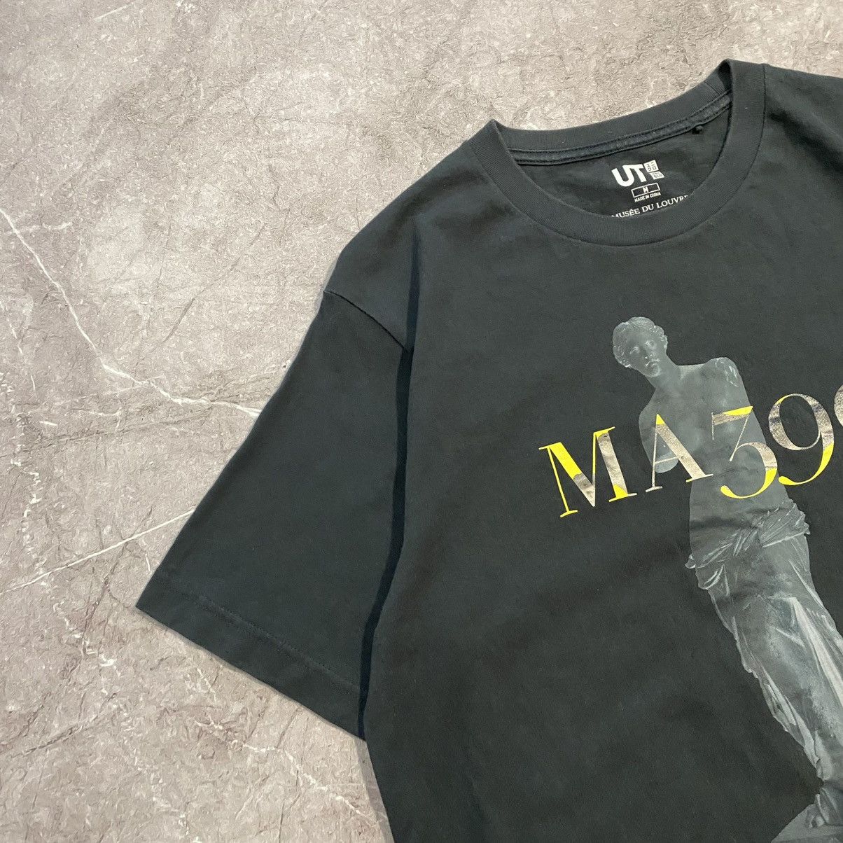Uniqlo UNIQLO MUSEE DU LOUVRE PETER SAVILLE TEE BIG LOGO Size US M / EU 48-50 / 2 - 2 Thumbnail