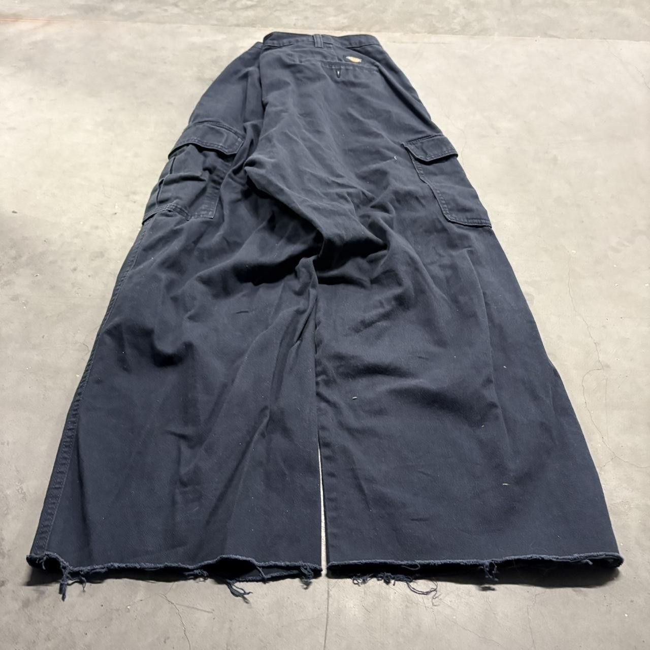 Vintage Crazy Vintage Y2K/2000s Super Baggy Wideleg Navy Blue Dickies Cargo Pants! Size US 36 / EU 52 - 6 Thumbnail