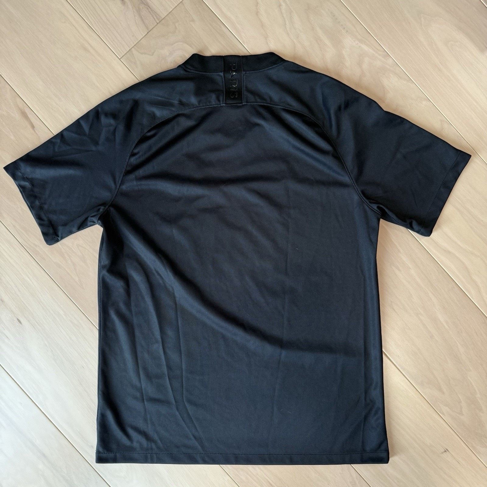 Nike Air Jordan Paris Saint Germain Jersey Large Black Soccer Size US L / EU 52-54 / 3 - 7 Thumbnail