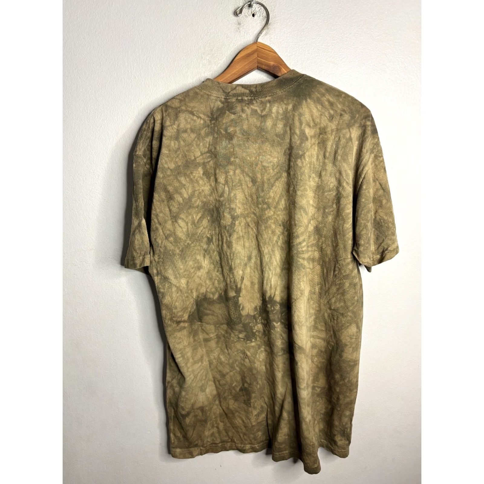 The Mountain The Mountain Marine Bulldog Graphic T-Shirt Tie Dye Green L Size US L / EU 52-54 / 3 - 4 Thumbnail