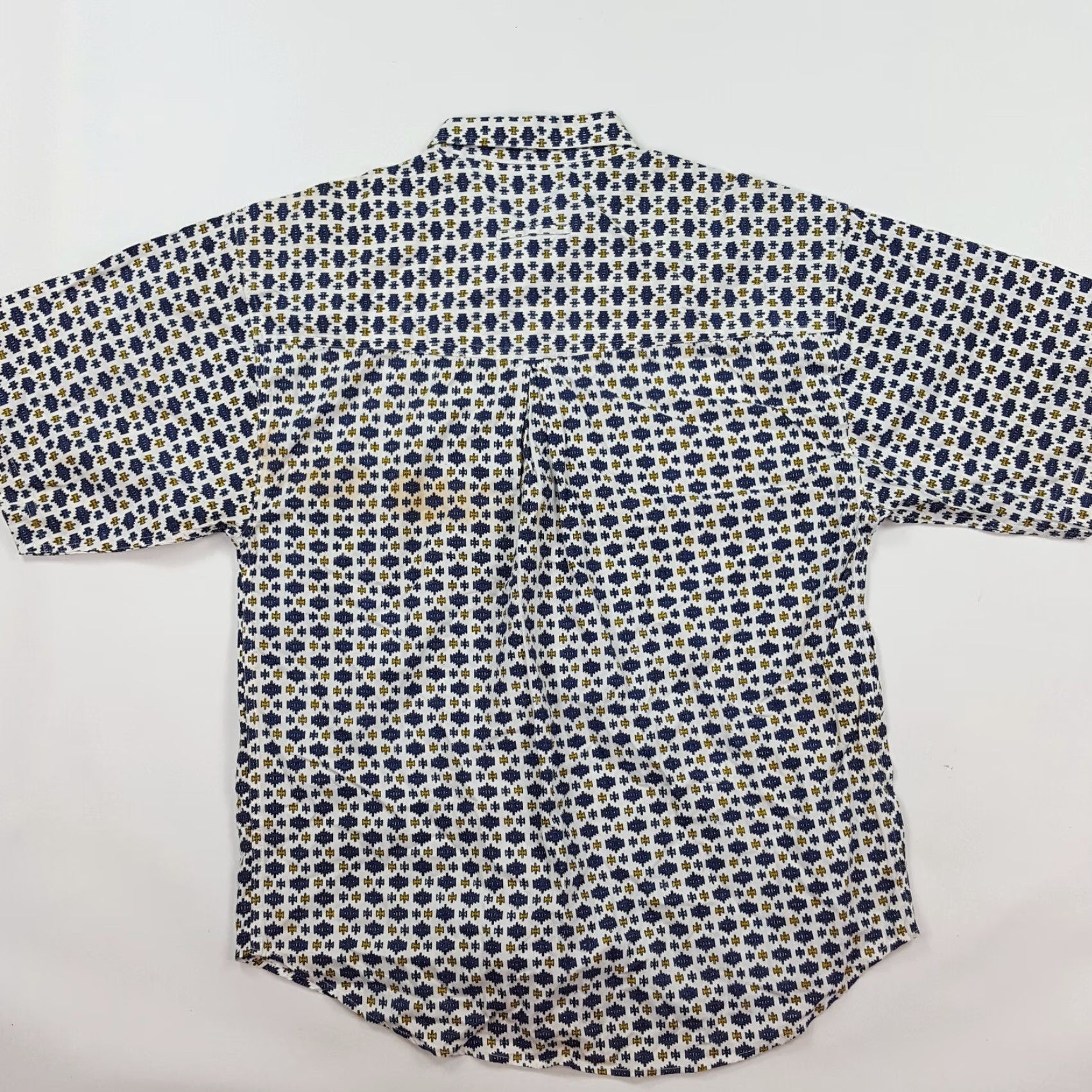 Vintage VINTAGE Geometric Art Short Sleeve Shirt Large Button-Up Collar 90s Mens Size US L / EU 52-54 / 3 - 5 Thumbnail