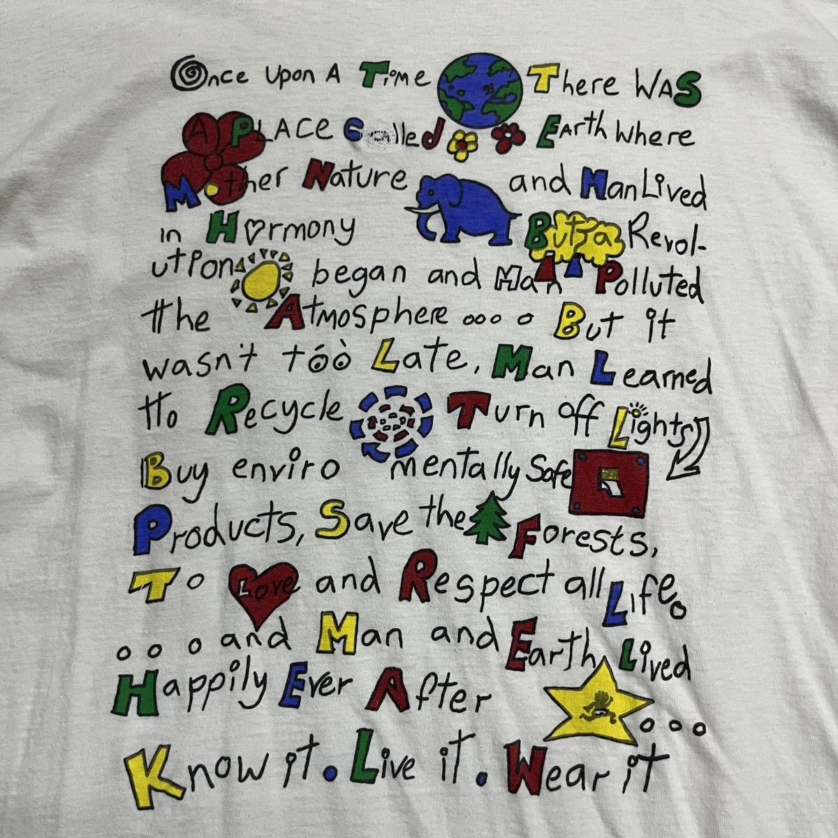 Vintage Vintage Wording “Save The Earth” T Shirt Size US S / EU 44-46 / 1 - 2 Thumbnail