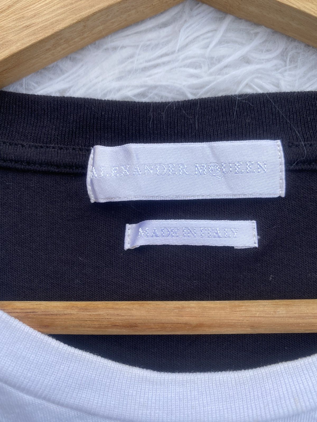 Alexander McQueen Rare Alexander McQueen Skull Tshirt Size US S / EU 44-46 / 1 - 8 Thumbnail