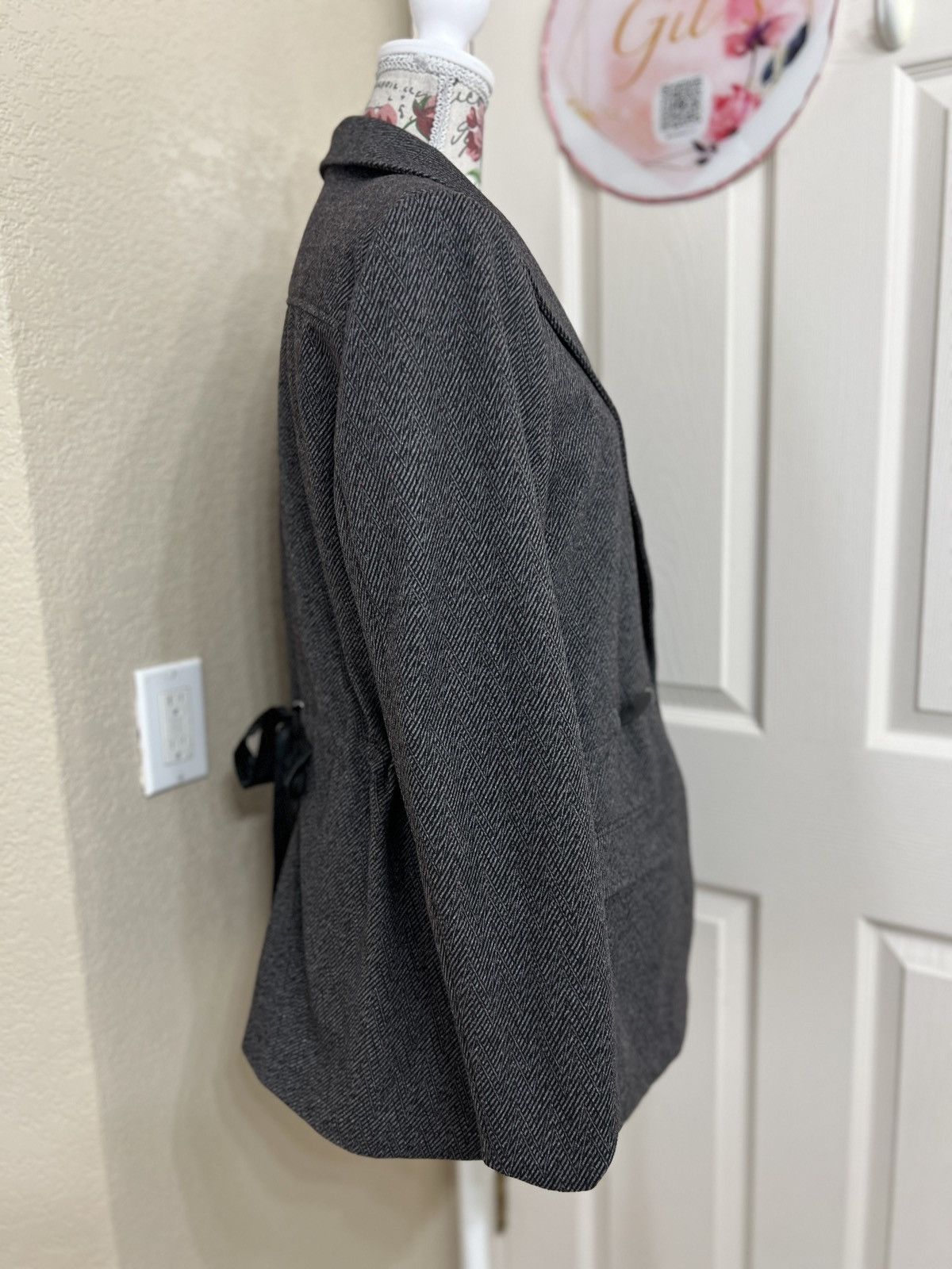 White House Black Market White House black market gray Blazer size XL Size XL / US 12-14 / IT 48-50 - 2 Thumbnail