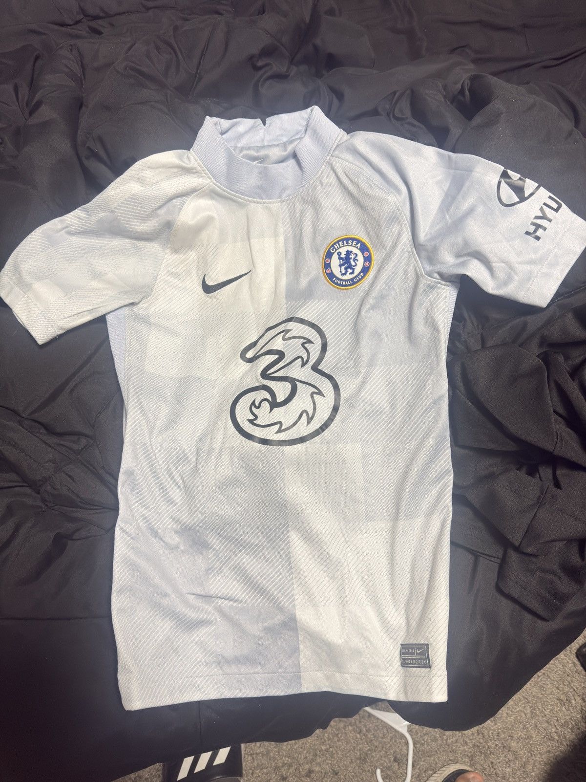 Adidas Chelsea 2021/22 GK Mendy Kids Jersey Size US XXS / EU 40 - 1 Thumbnail