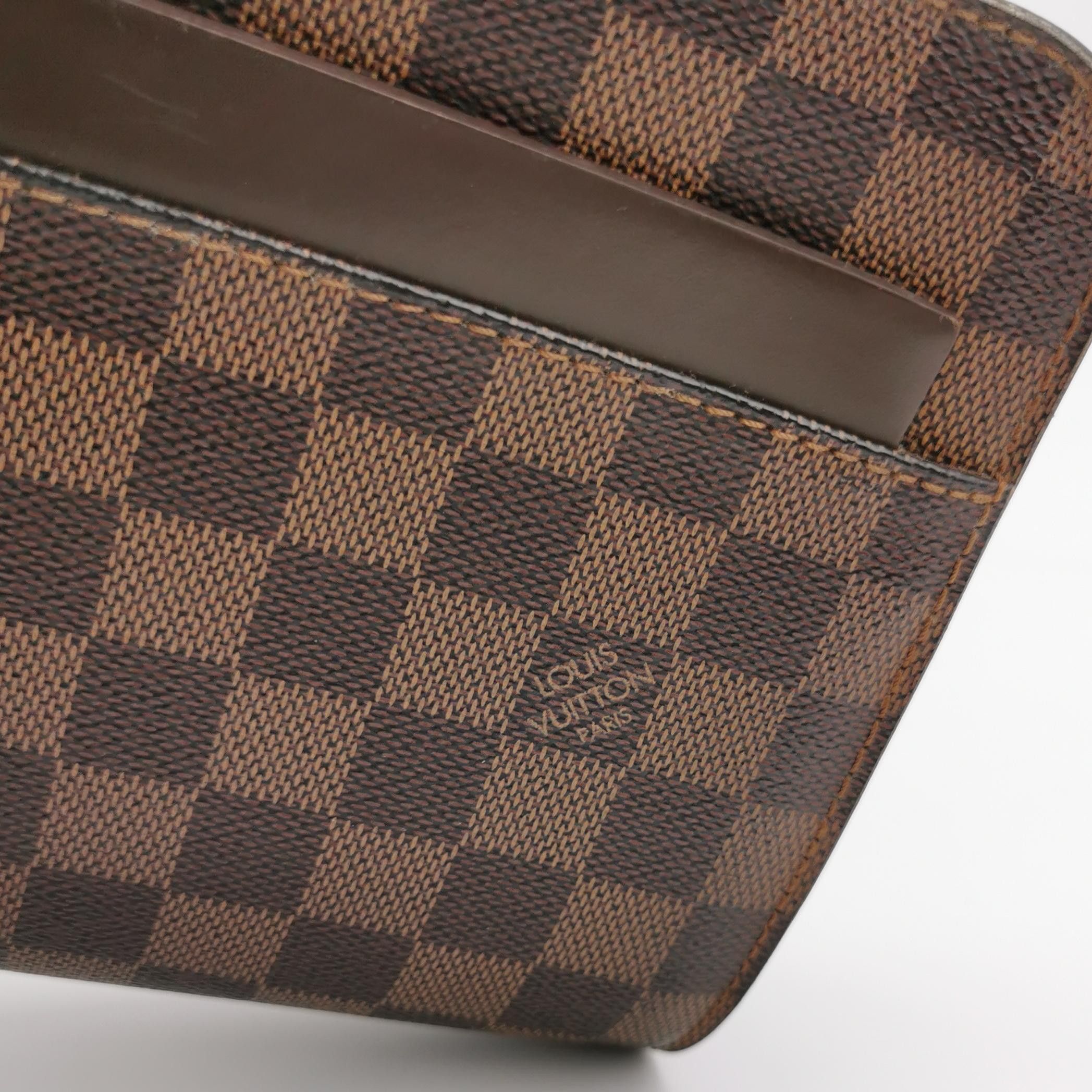 Louis Vuitton Louis Vuitton (LV) Cowhide Checkerboard Zipper Clutch -y250 Size ONE SIZE - 1 Thumbnail