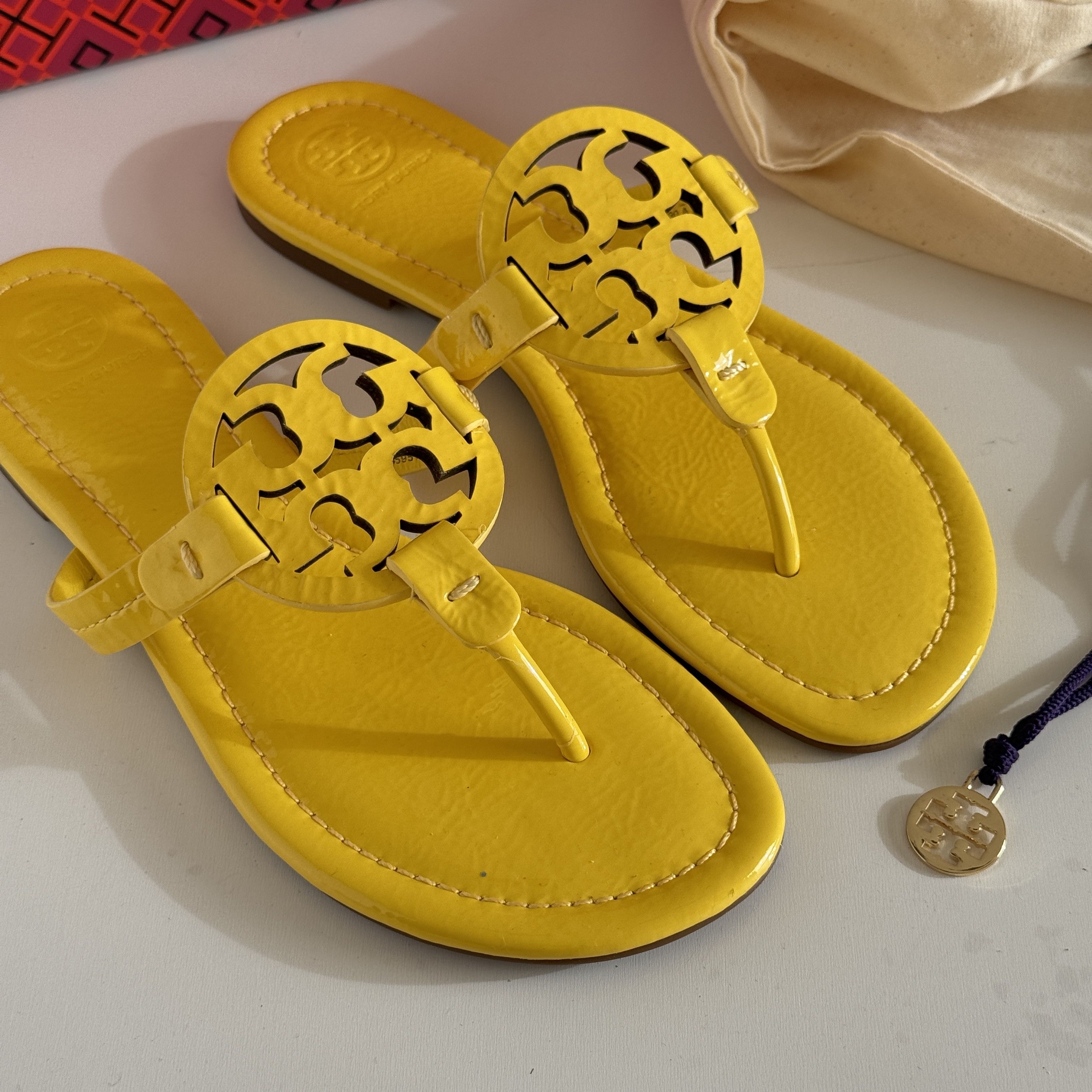 Tory Burch Tory Burch Miller Flip Flops Limone Yellow Sandals*NEW! Size US 7.5 / IT 37.5 - 2 Thumbnail