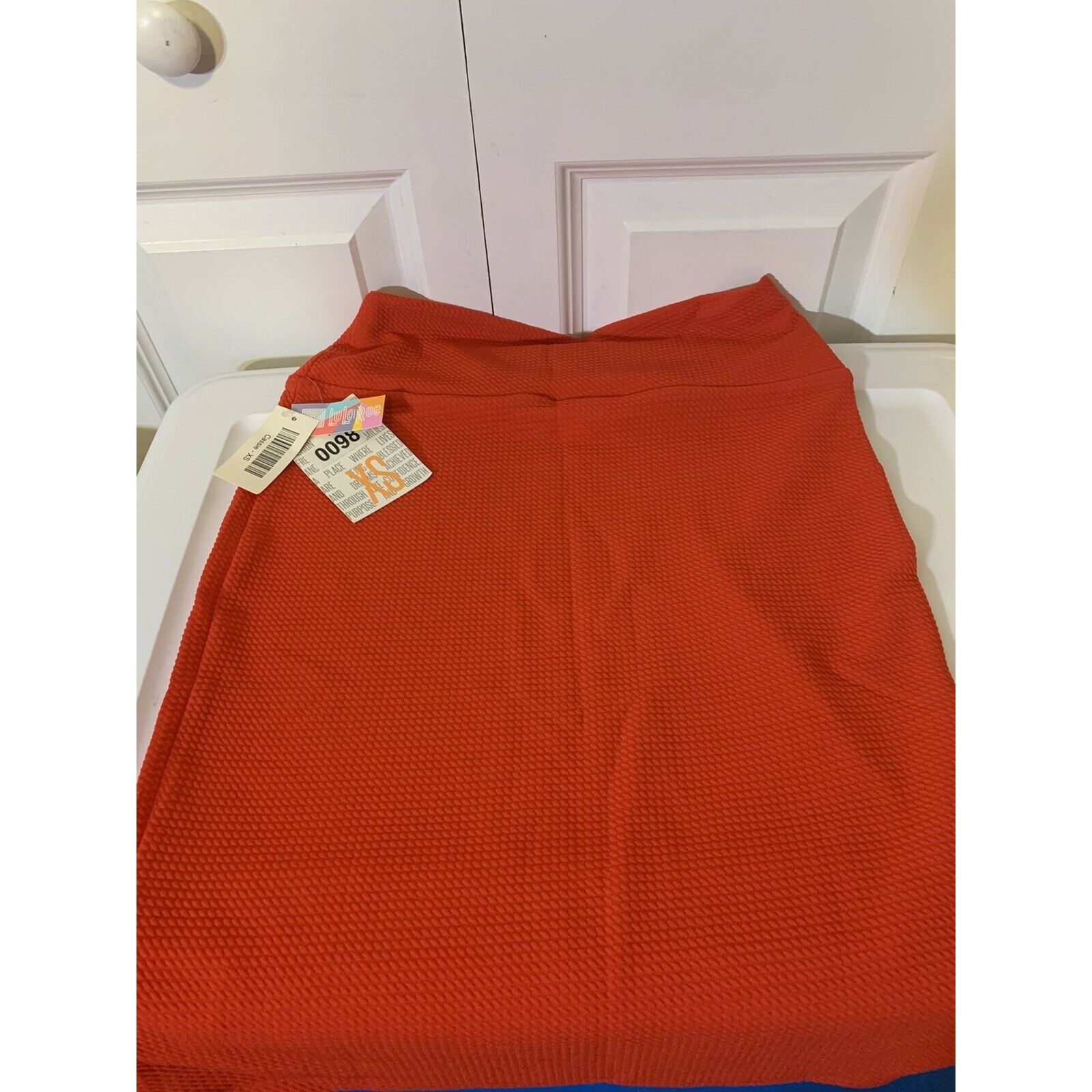 Other NEW Lularoe Women’s Sz XS Cassie Red Textured Skirt Size 25" / US 0 / IT 36 - 5 Thumbnail