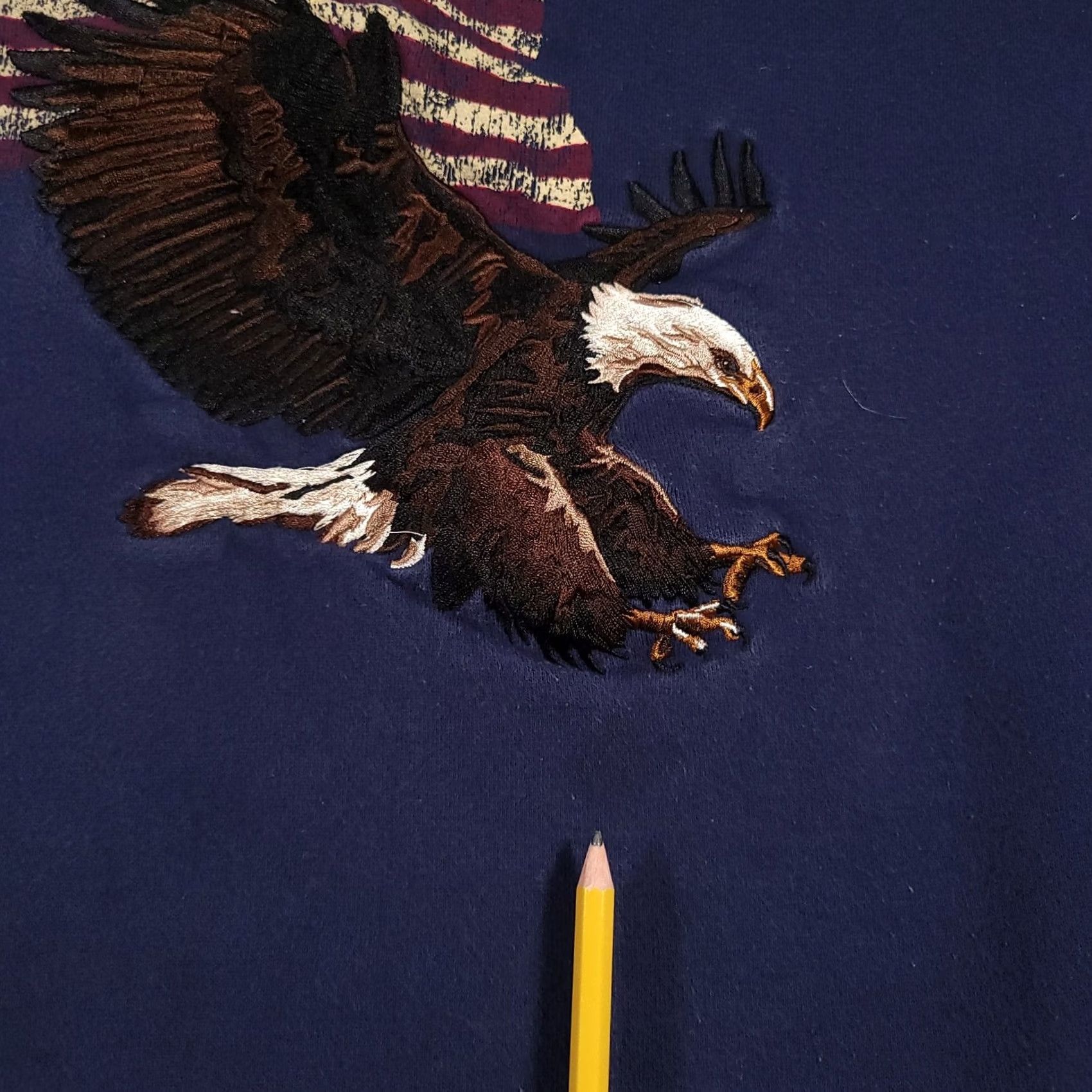 Vintage VINTAGE American Eagle Flag Bald Eagle Sweatshirt Unisex Adults XL Blue Crewneck Patriotic USA Pullover Embroidered Size US XL / EU 56 / 4 - 5 Thumbnail