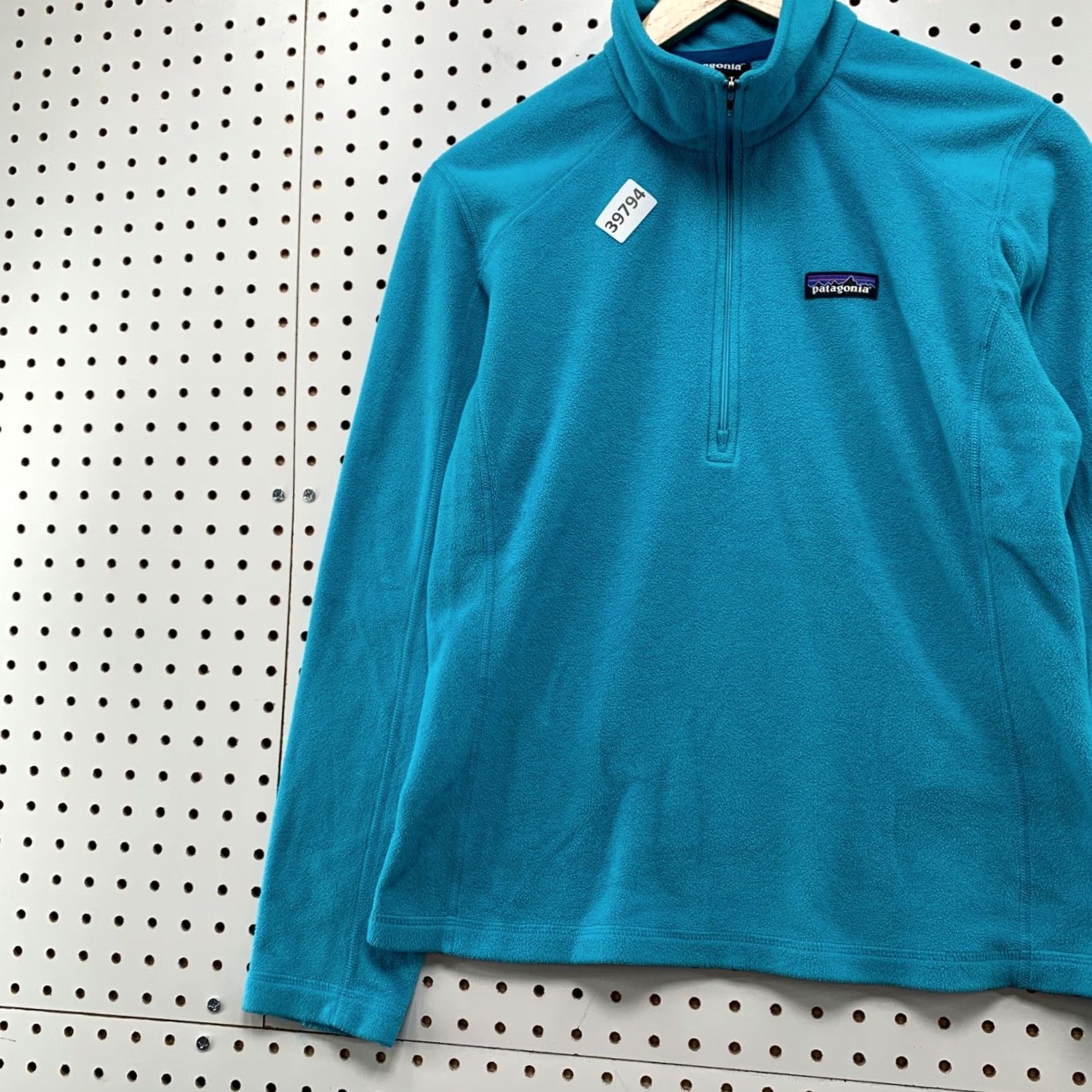 Patagonia Patagonia Fleece 1/2 Zip Pullover Womens Small Sky Blue Pullover 1/2 Zip Small Sky Blue Patagonia Sweater Women Size S / US 4 / IT 40 - 3 Thumbnail