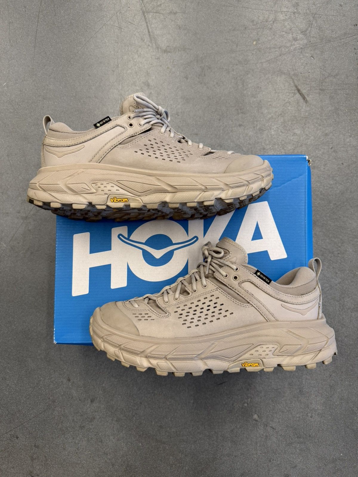 Hoka 2022 Hoka One One Tor Ultra Low Simply Taupe Size US 8 / EU 41 - 1 Thumbnail