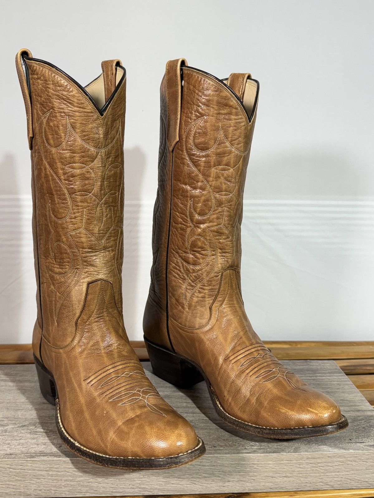 Rios of Mercedes Rios of Mercedes Men’s Royal Calfskin Cowboy Boots Size 7.5B Size US 7.5 / EU 40-41 - 1 Thumbnail