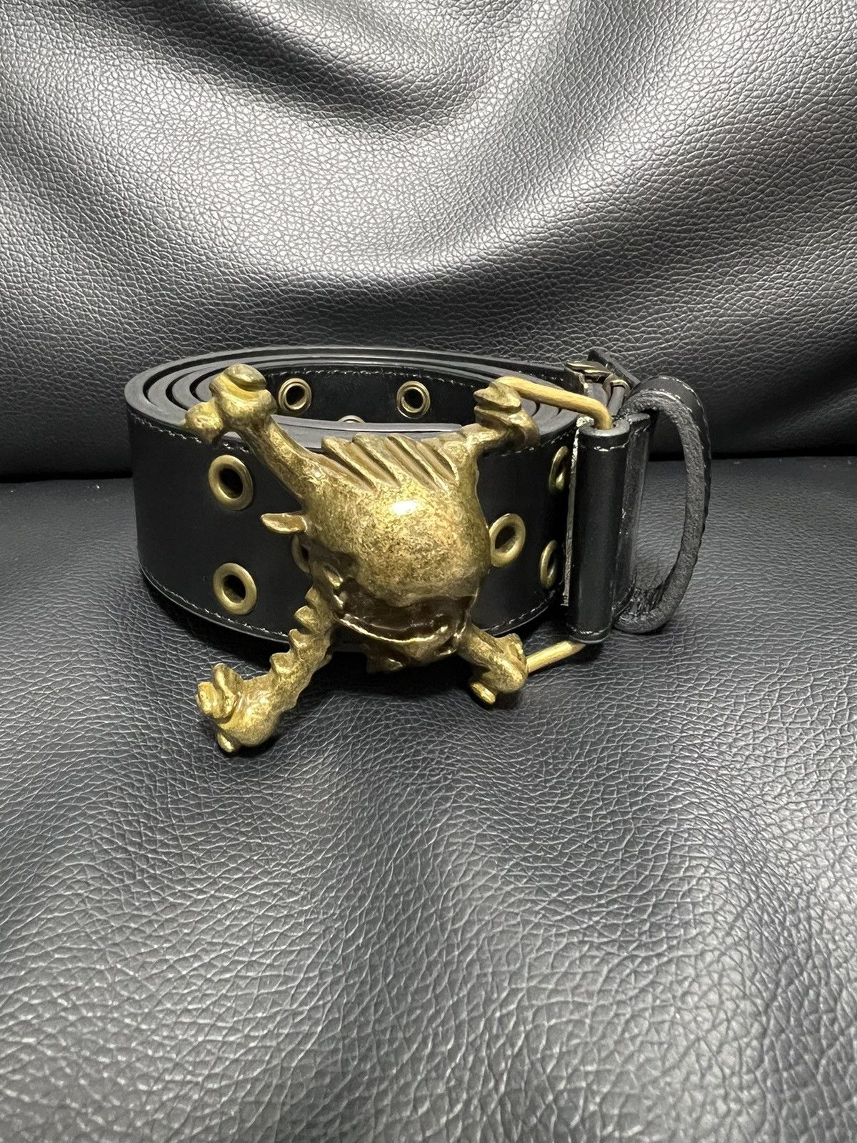 image of Oakley 00's Skull Buckle Belt in Black, Men's