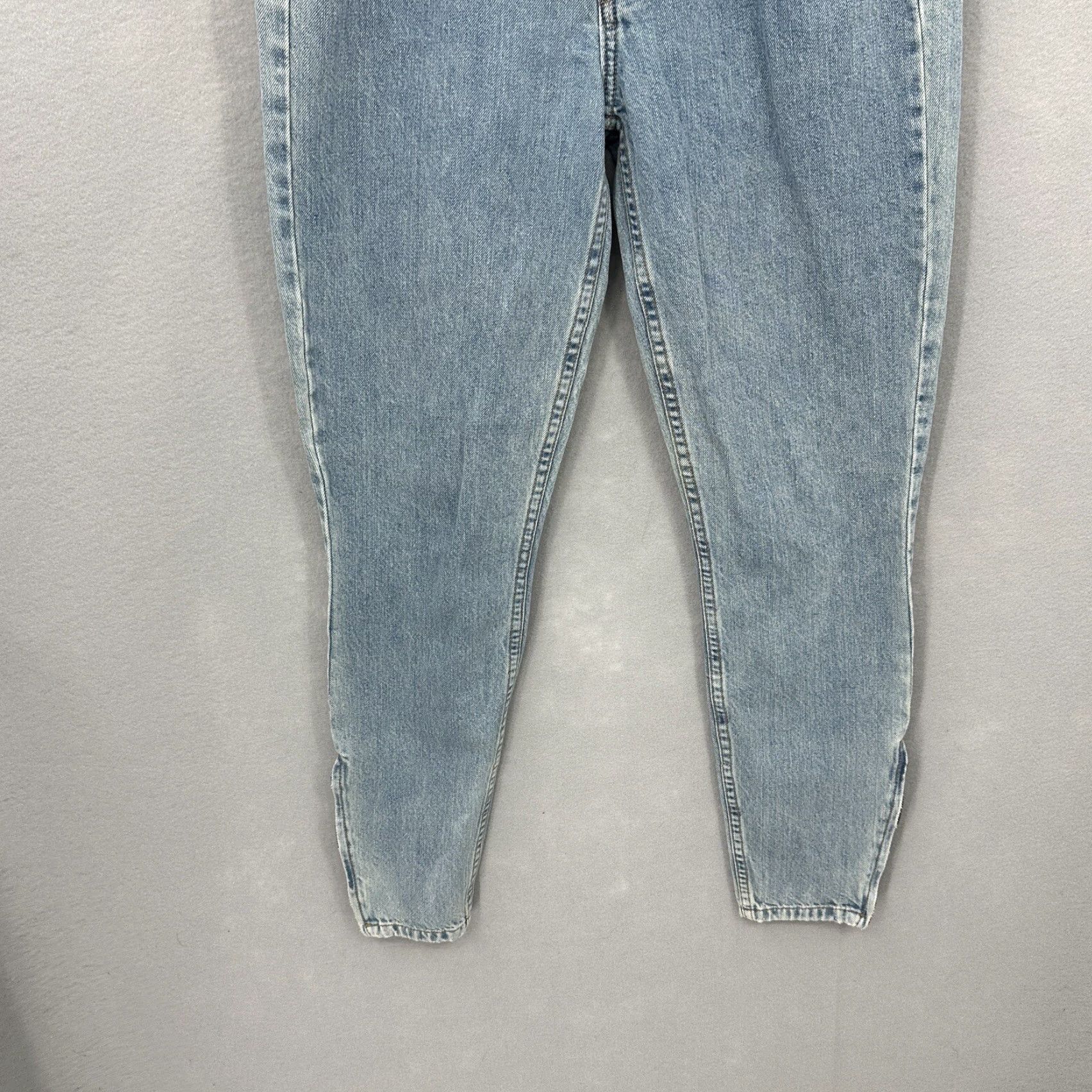 RE/DONE Re/Done Women's High Waist Mom Jeans 27 Denim 90s Faded Sunwashed City Hipster Vintage Style Size 27" / US 4 / IT 40 - 2 Thumbnail