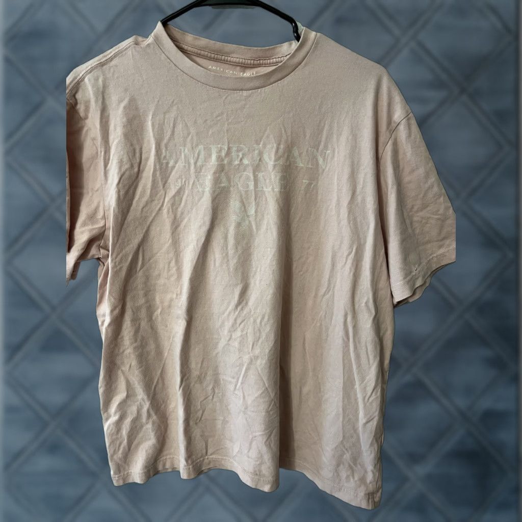 American Eagle Outfitters AMERICAN EAGLE Men’s Super Soft Light Pink T-Shirt Large Short Sleeve Crew Neck Regular Fit Size US L / EU 52-54 / 3 - 1 Thumbnail
