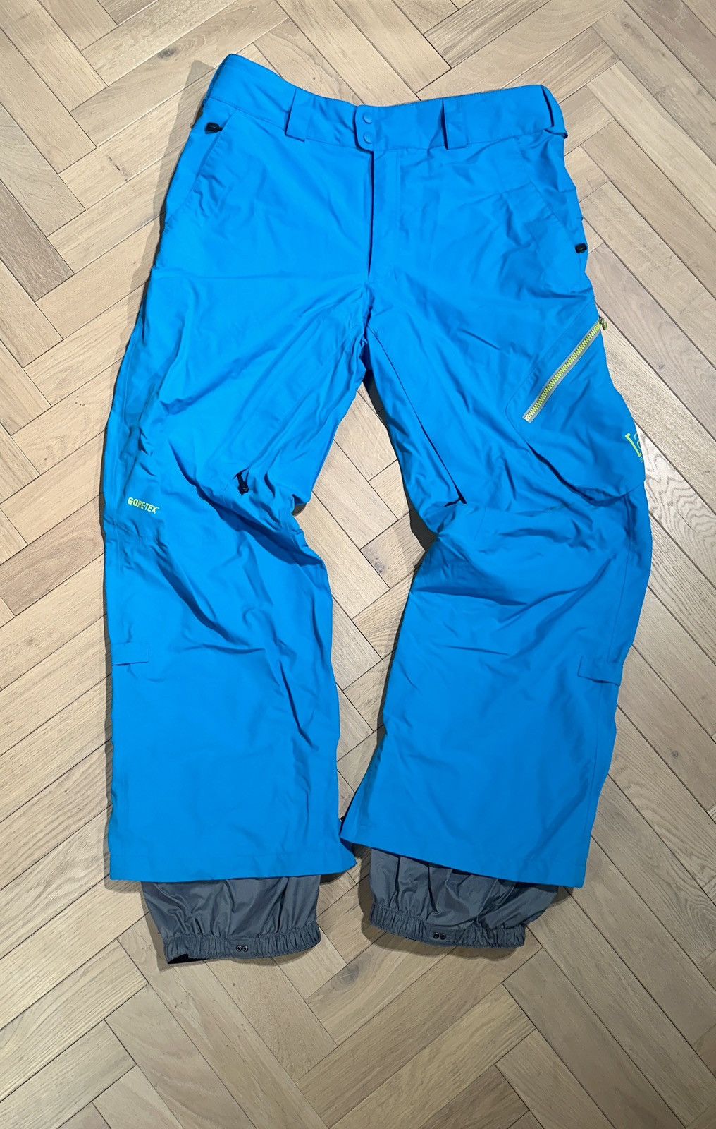 Burton Burton AK 2L Jussi Anorak and Pants Size US XL / EU 56 / 4 - 16 Thumbnail