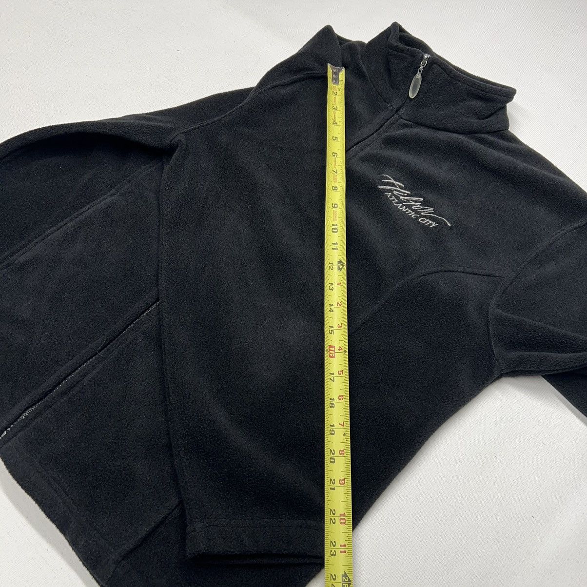 Vintage VTG Hilton Casinos Sweatshirt Black Fleece Pullover Y2K Size US XL / EU 56 / 4 - 14 Thumbnail