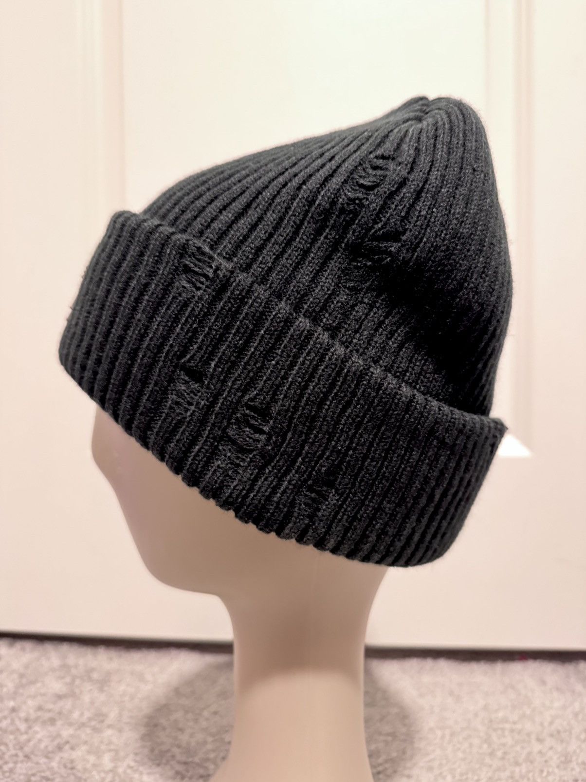Other Distressed Cross Knit Beanie Size ONE SIZE - 3 Thumbnail