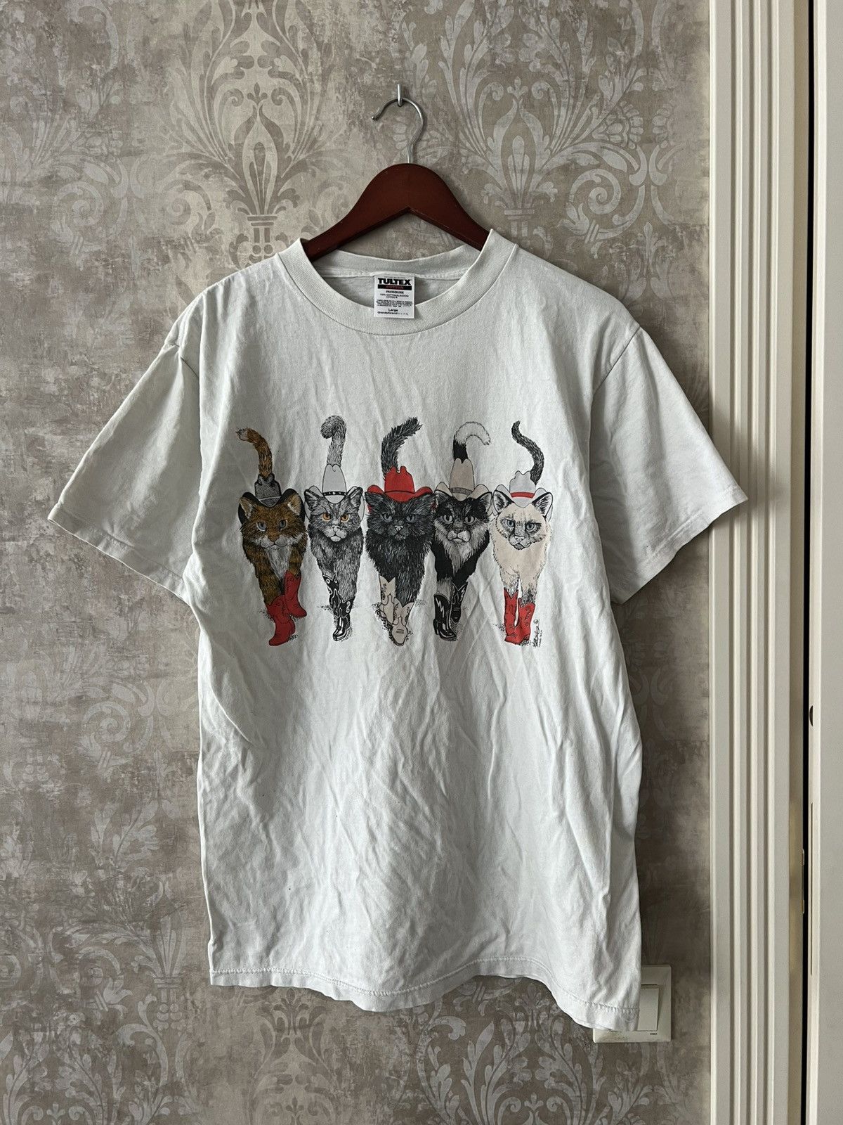 Tultex Vintage 90s Tultex Cowboy Cats Boots Graphic T-Shirt USA Size US L / EU 52-54 / 3 - 1 Thumbnail