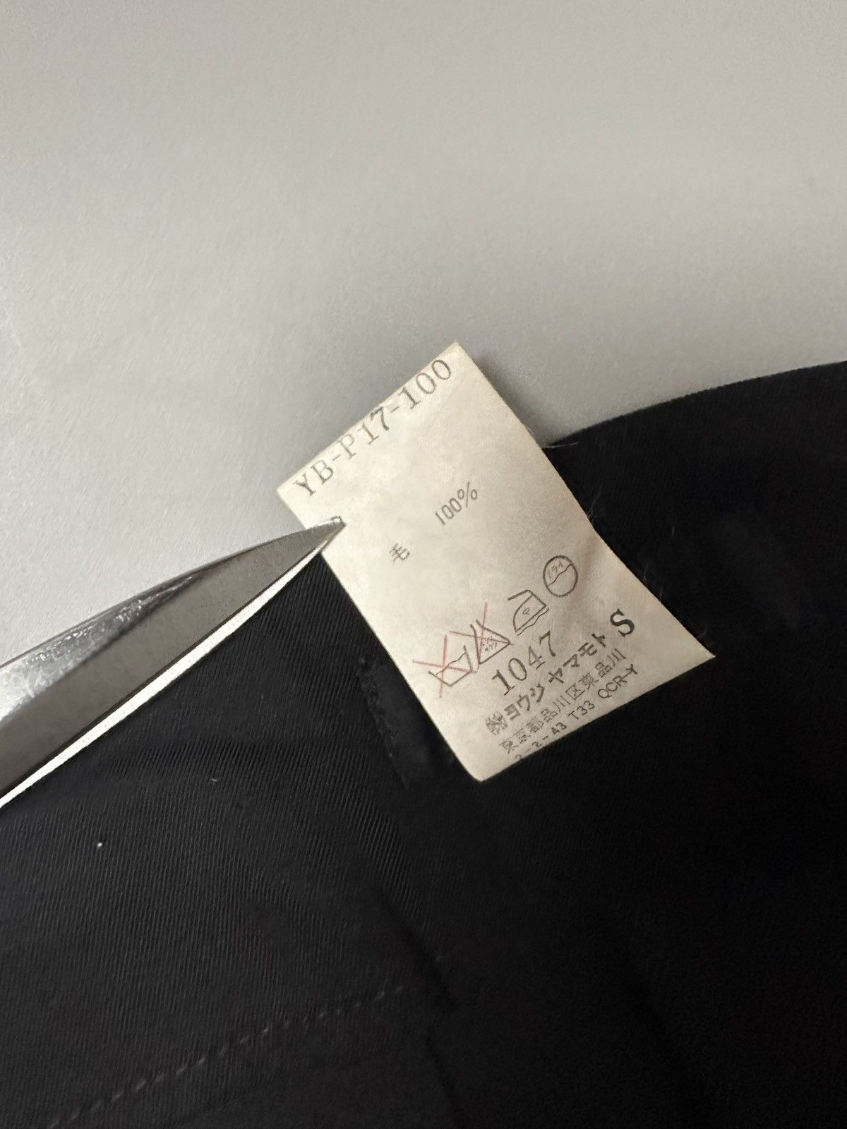 Y's Y’s Yohji Yamamoto Laine Wool Trousers Size US 29 - 5 Thumbnail