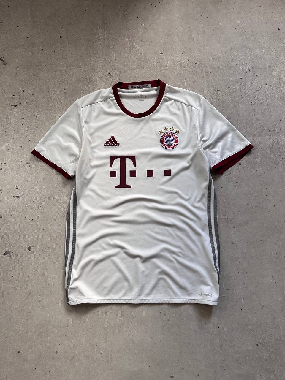 Adidas Adidas Bayern Munich 2016-17 Soccer Home Jersey Football Size US M / EU 48-50 / 2 - 1 Thumbnail
