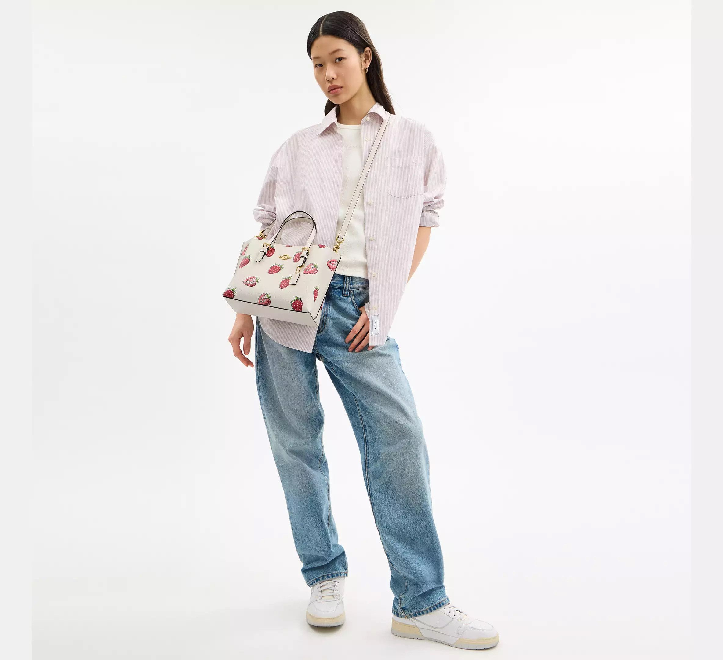 Coach Mollie Tote Bag 25 With Strawberry Print CAL66 Size ONE SIZE - 9 Thumbnail