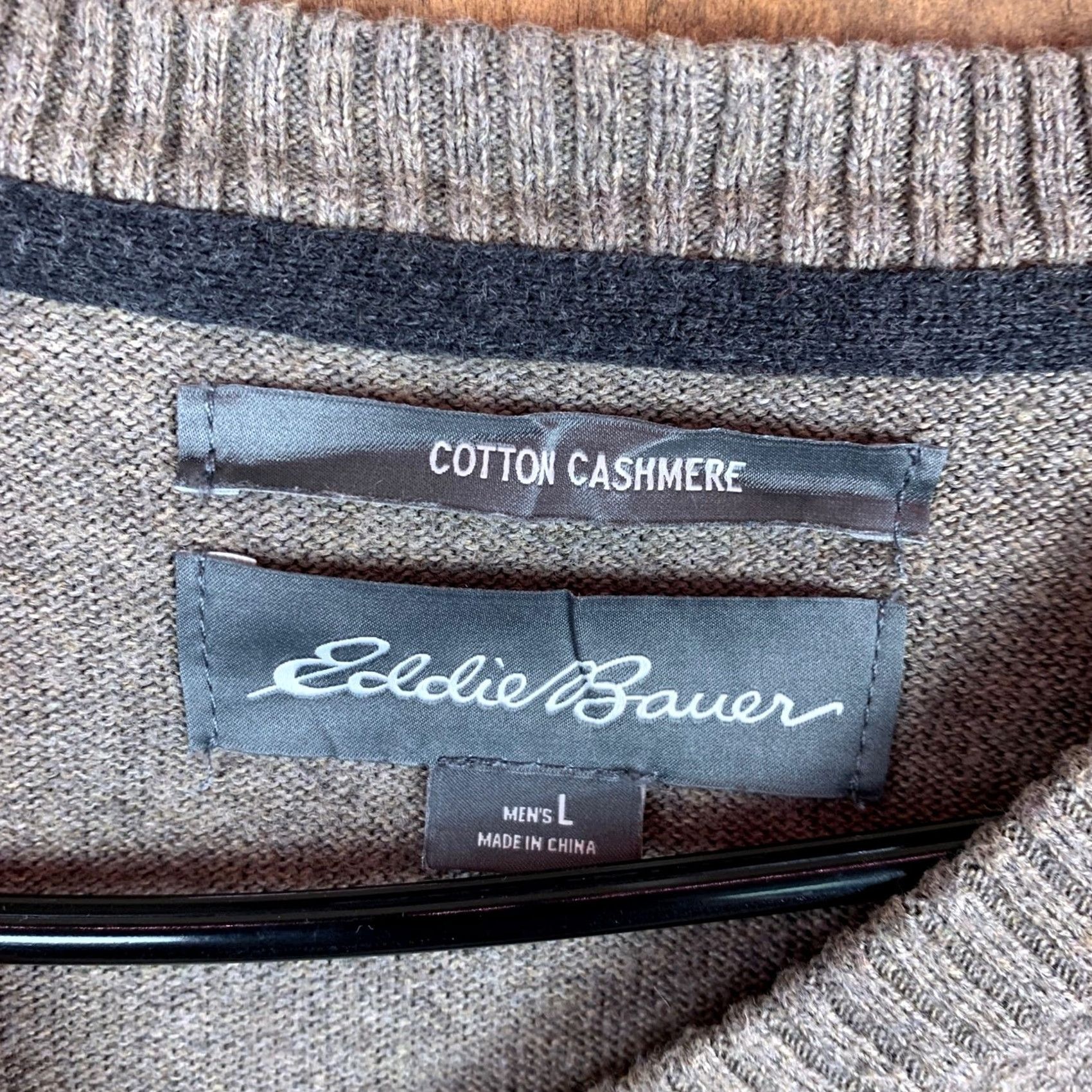 Eddie Bauer Eddie Bauer Mens Sweater Brown Cotton Cashmere VNeck Lightweight Pullover Large Size US L / EU 52-54 / 3 - 6 Thumbnail