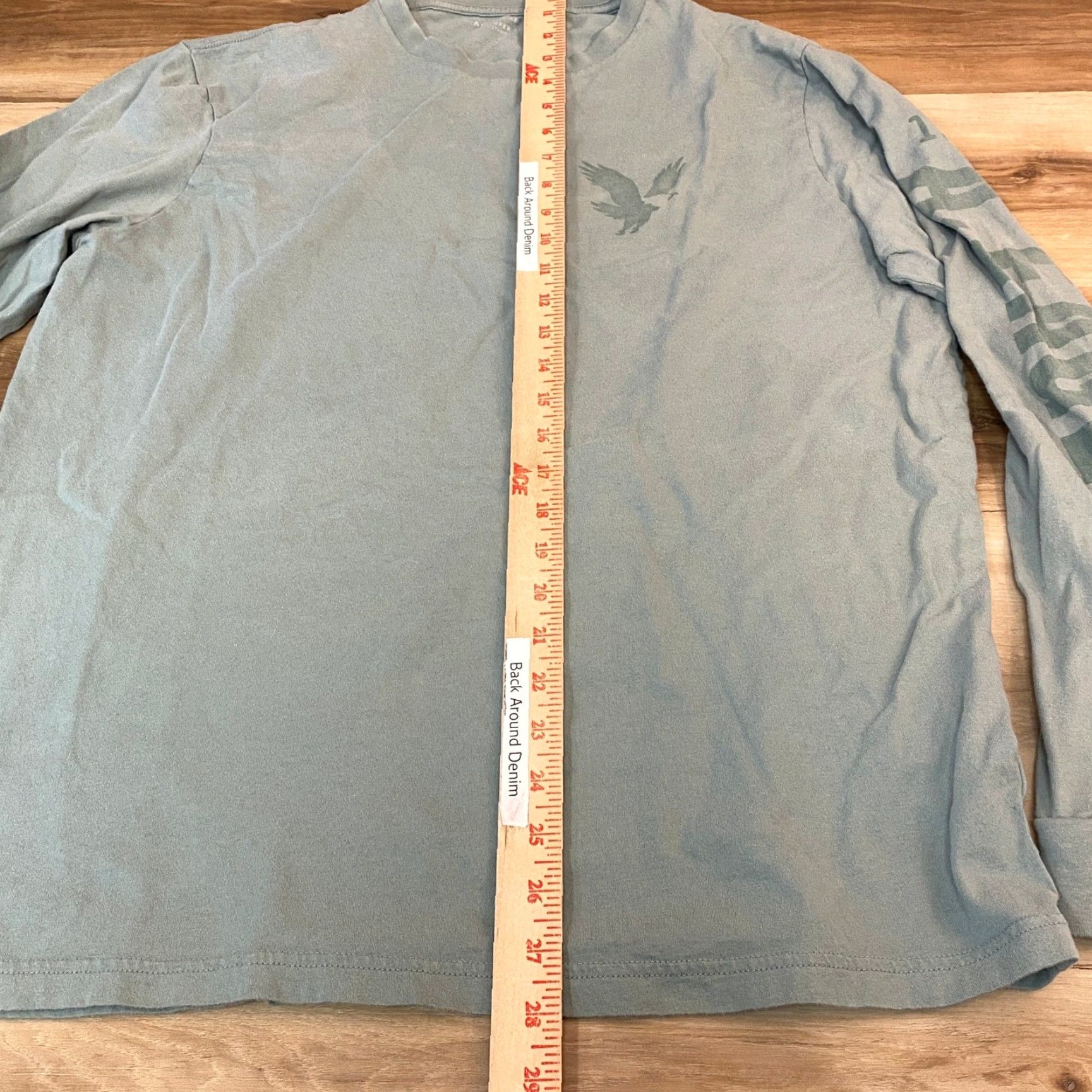 American Eagle Outfitters VINTAGE has no; ignore. Provide title: "American Eagle T-Shirt Long Sleeve Mens LT Green Crew Neck Logo Graphic Print All Seasons" Size US L / EU 52-54 / 3 - 3 Thumbnail