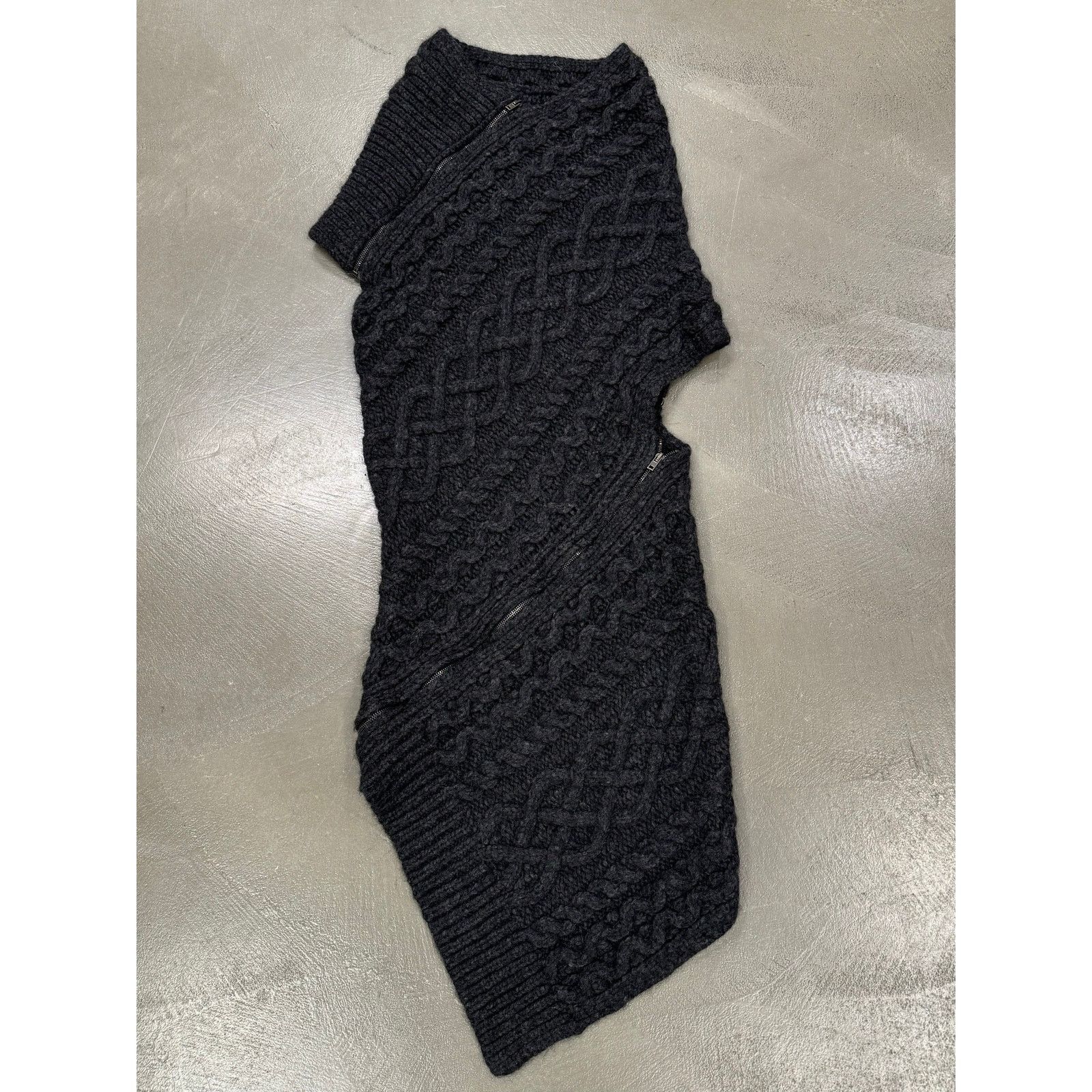 Maison Margiela A/W 2012 Maison Margiela tornado knit dress Size M / US 6-8 / IT 42-44 - 2 Thumbnail