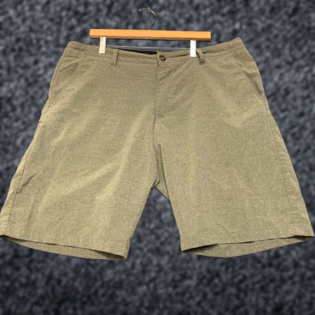 Volcom Volcom Shorts Mens 38 Sage Green Chino Slash Pockets Flat Front Casual Travel Size US 32 / EU 48 - 1 Thumbnail