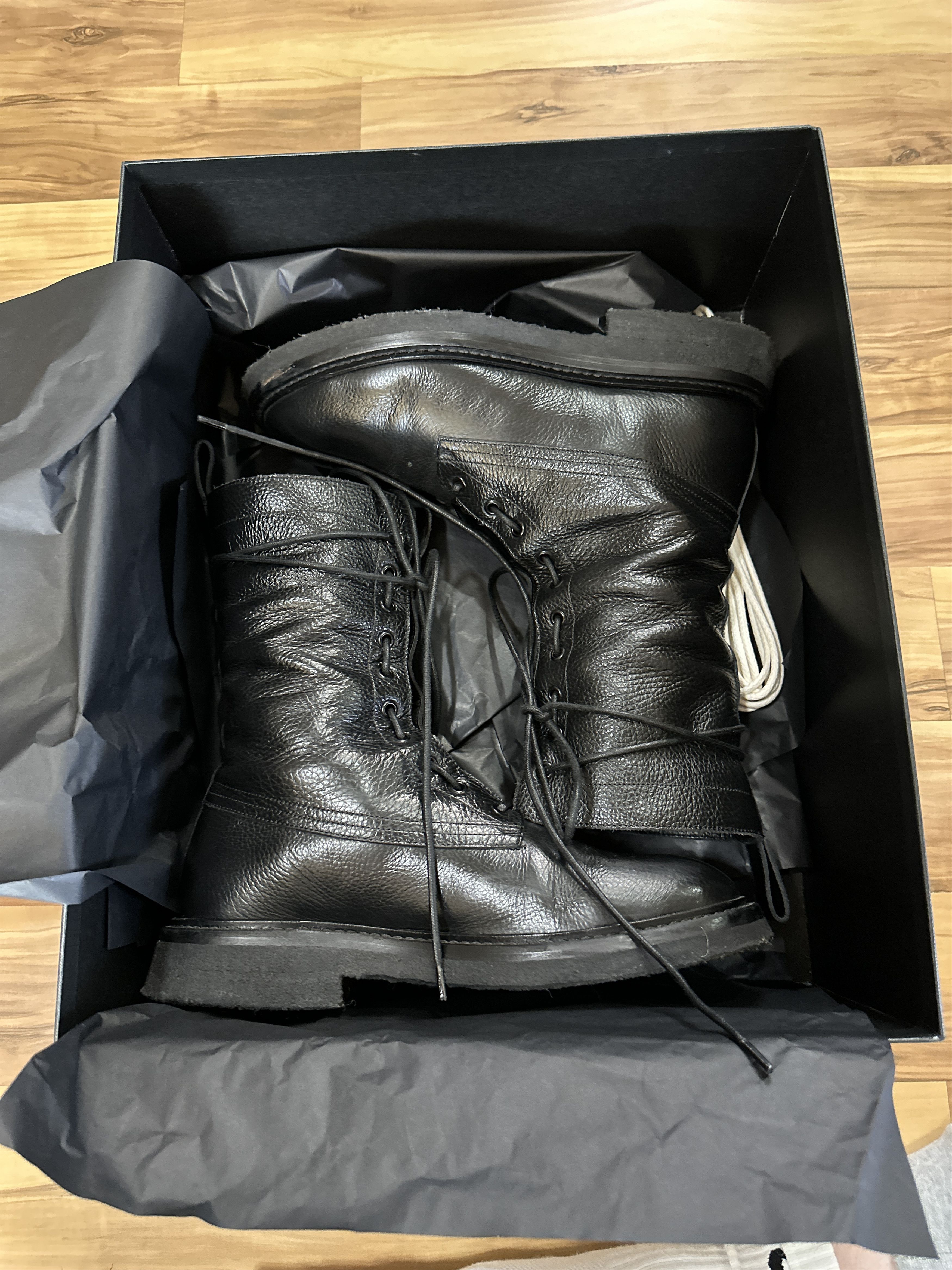 From The First From The First "Lorenzo" Pebbled Leather Boots Size 41 Size US 8 / EU 41 - 7 Thumbnail
