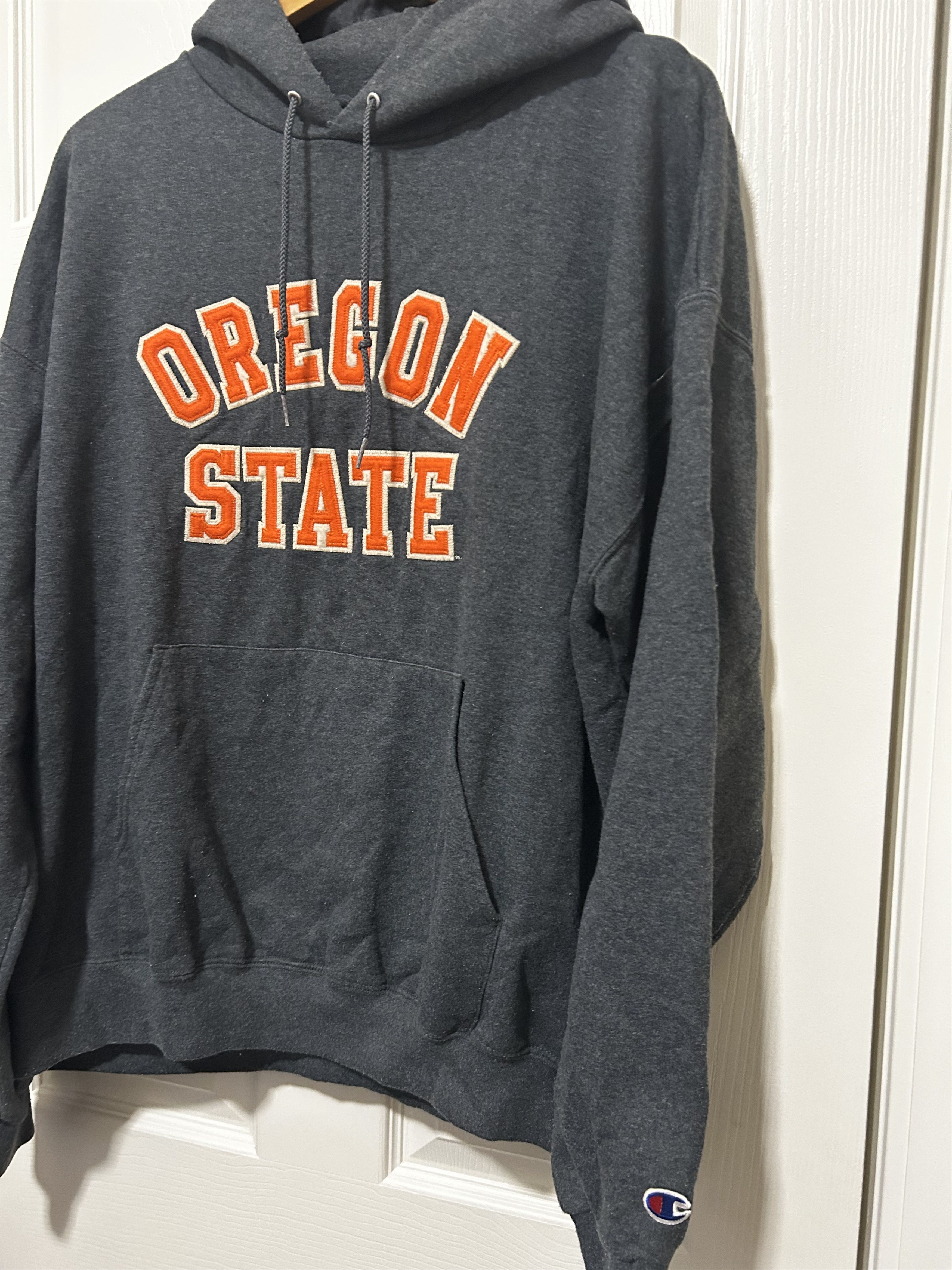 Champion Vintage Champion Oregon St Embroidered Hoodie Sweatshirt XL Size US XL / EU 56 / 4 - 2 Thumbnail