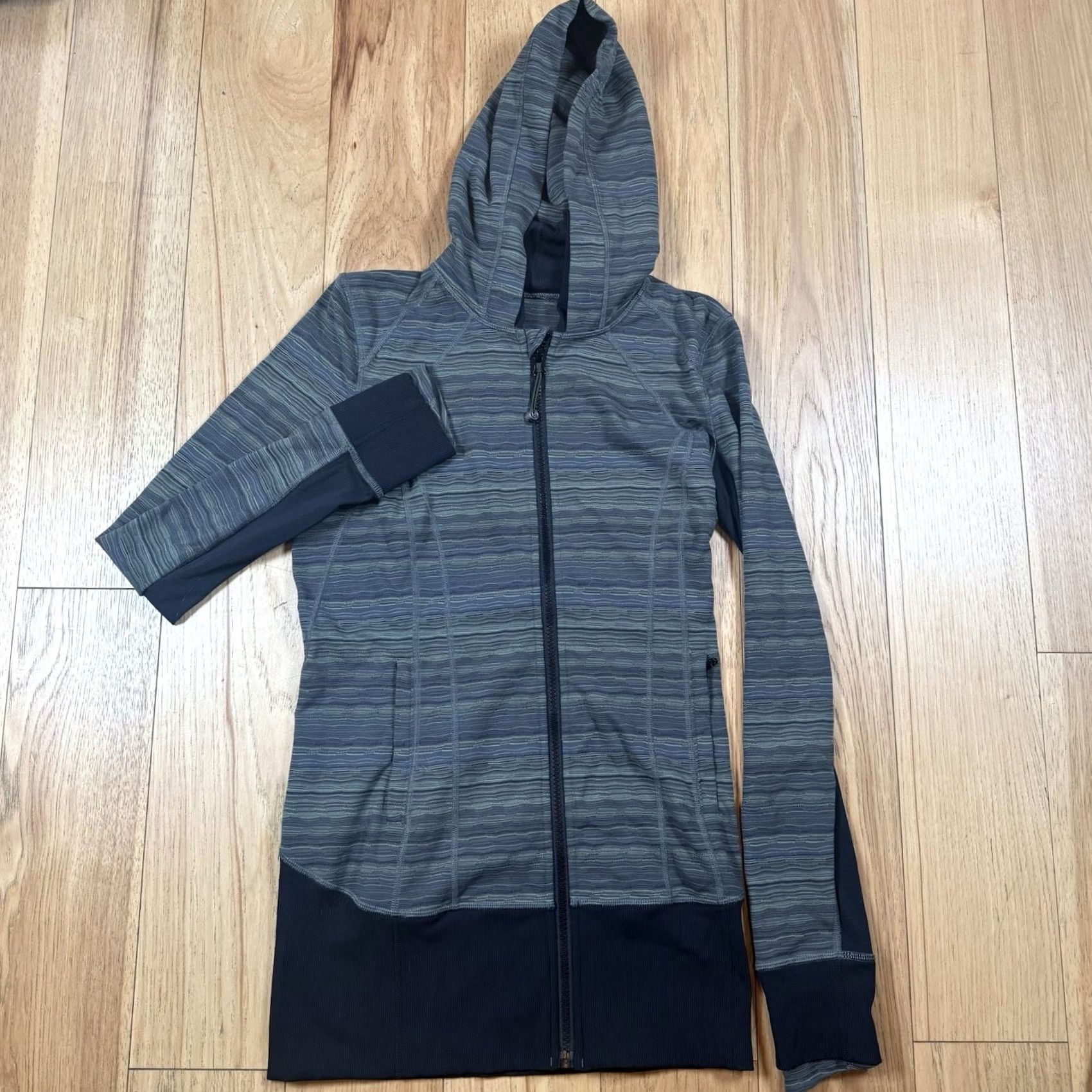 Lululemon Lululemon Hoodie Women’s 6 Full Zip Space Dye Twist Dark Slate Gray Activewear Space Twist Full Zip Womens 6 Size M / US 6-8 / IT 42-44 - 3 Thumbnail