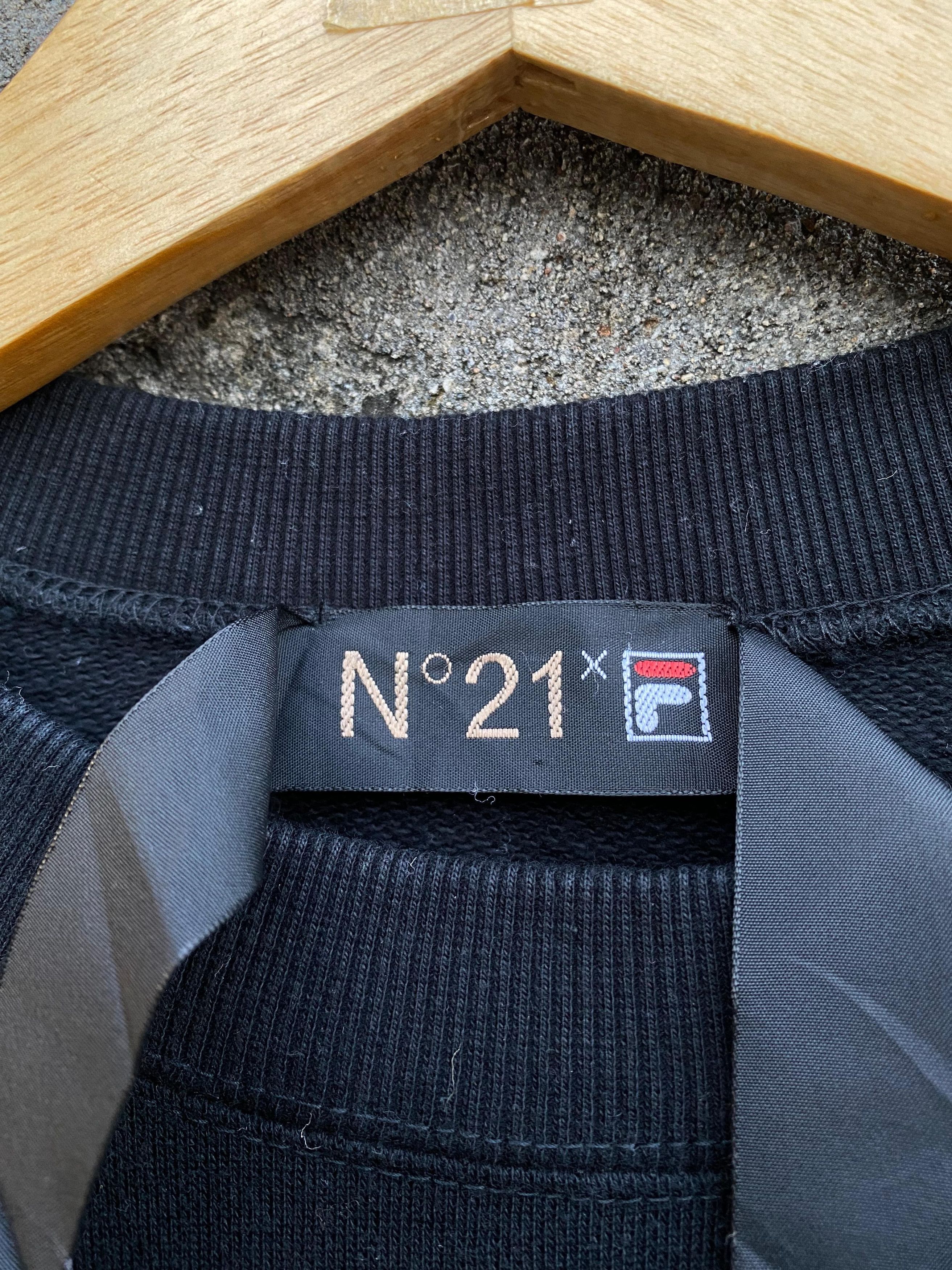 Alessandro Dell'acqua × Fila × N21 Sweatshirt Numero Ventuno x Fila Made In Japan Size US L / EU 52-54 / 3 - 2 Thumbnail