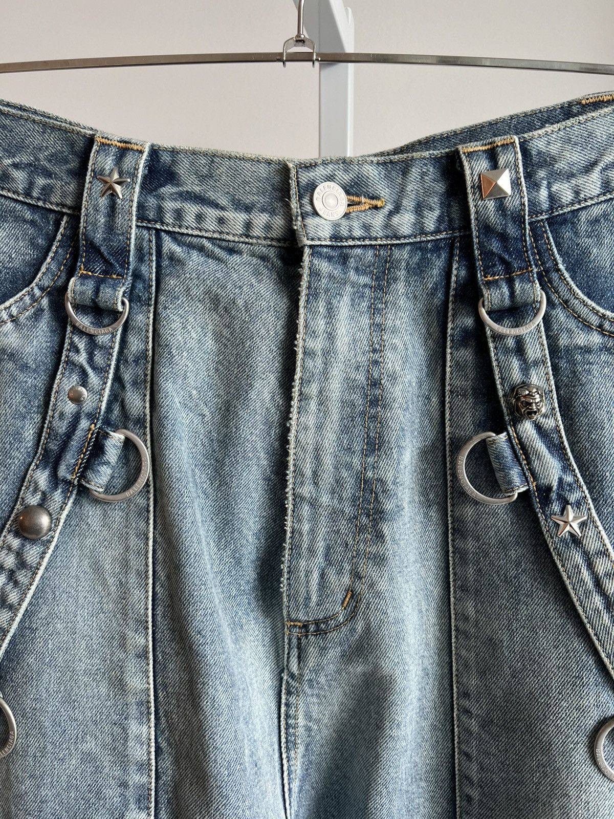 Balenciaga BALENCIAGA SPRING 22 ‘CLONES’ RAVER BAGGY DENIM PANTS Size US 33 - 10 Thumbnail
