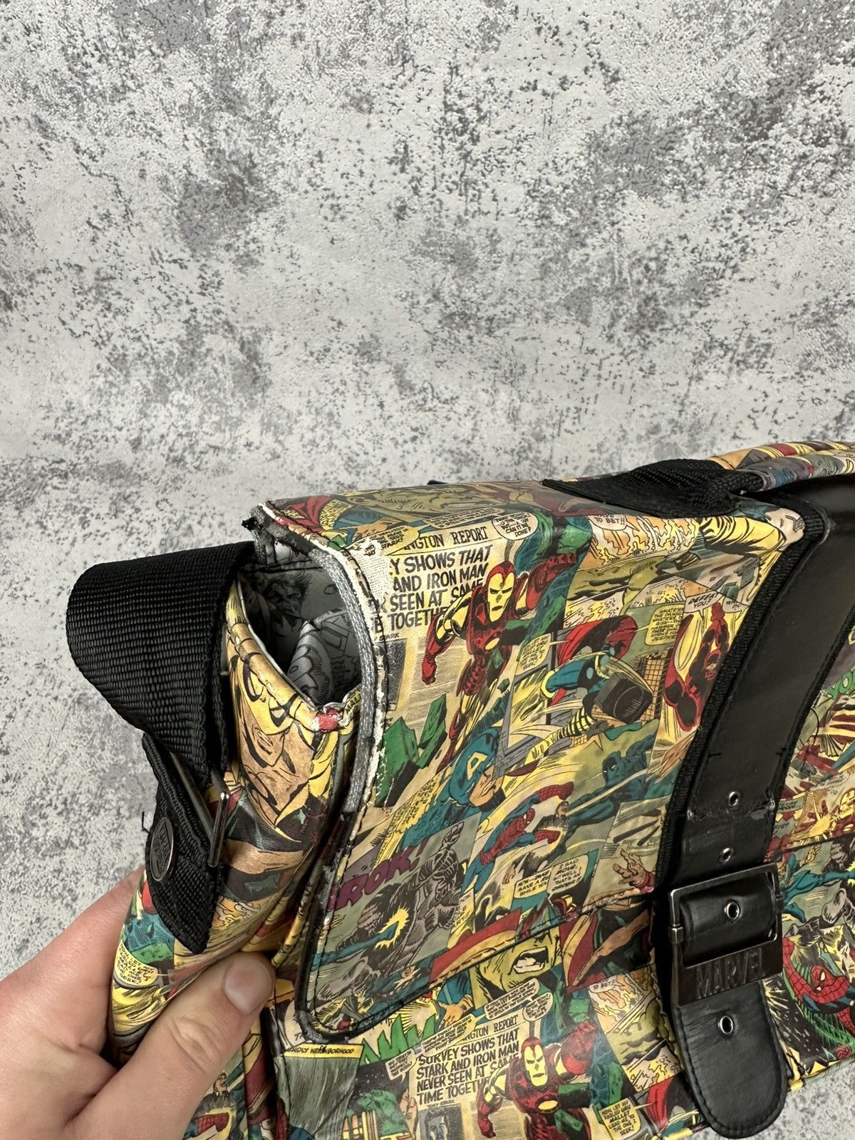 Marvel Comics Vintage Marvel Comics Print Messenger Bag Shoulder Satchel Size ONE SIZE - 4 Thumbnail