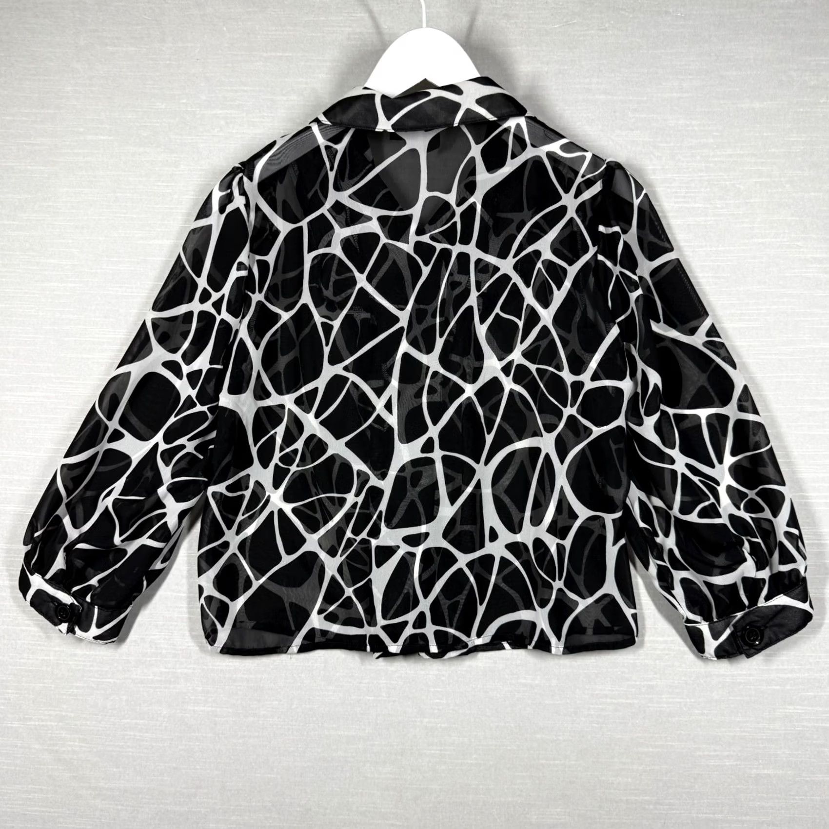 Vintage Serenade Top Womens Medium Black White Chic Flowy Office Casual Size M / US 6-8 / IT 42-44 - 2 Thumbnail