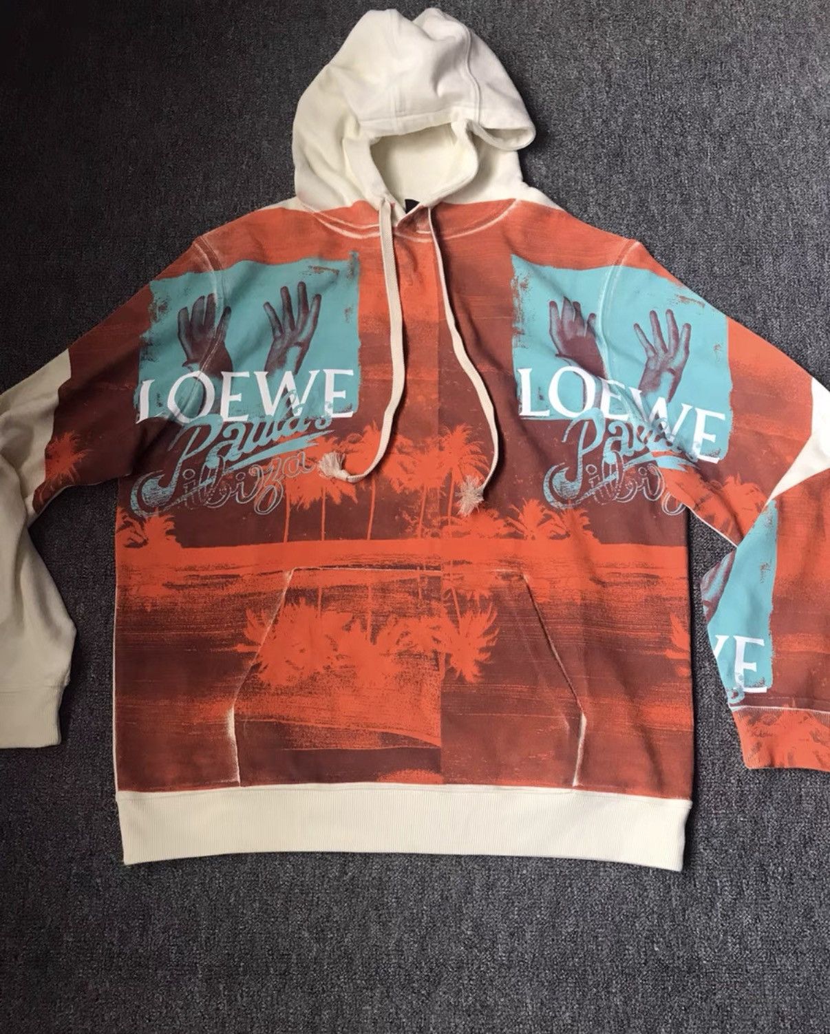 Loewe Loewe Hoodie ~~ Brand new size L Size US L / EU 52-54 / 3 - 3 Thumbnail