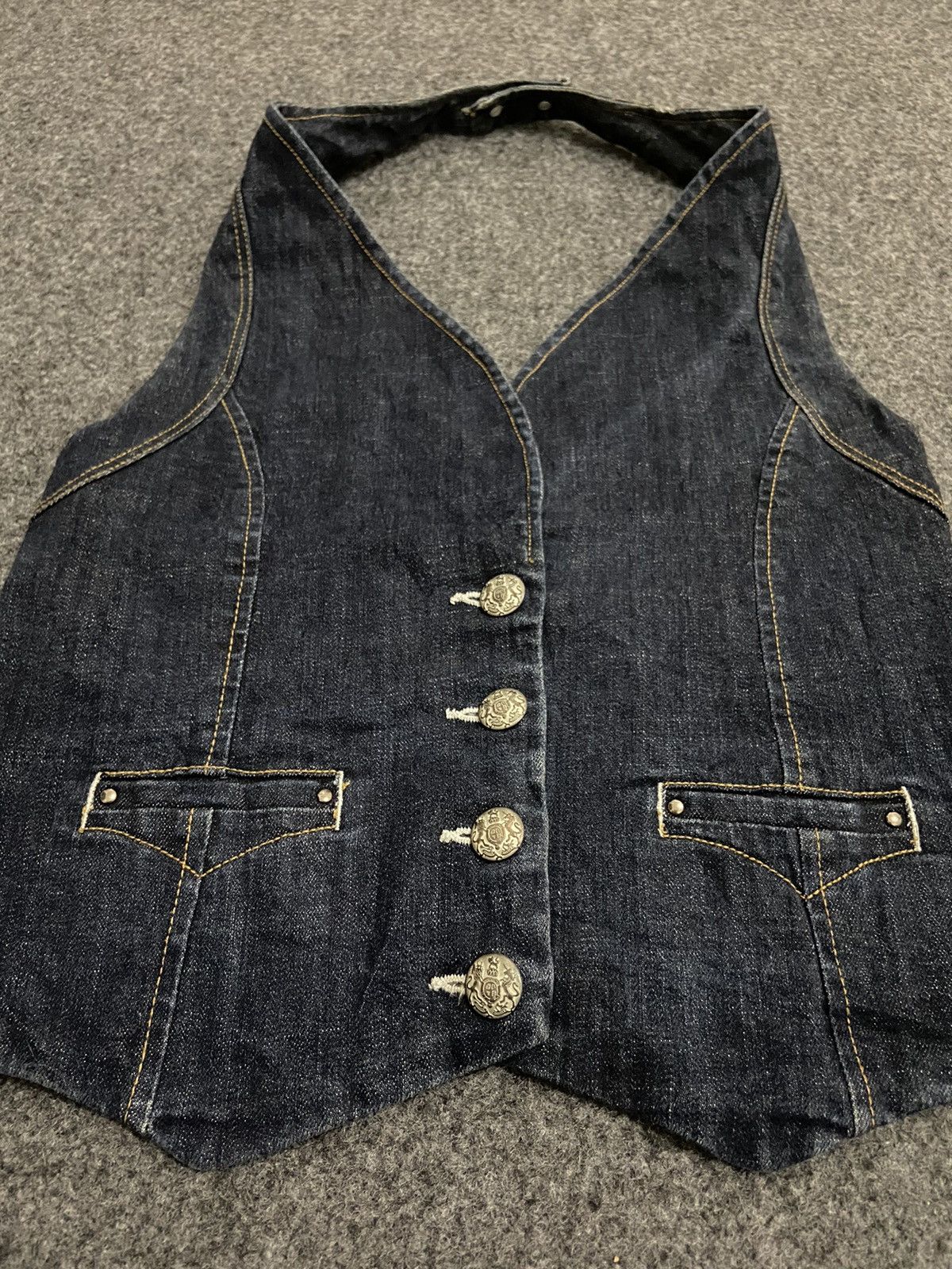 Japanese Brand × Vintage Vintage Y2K tyte denim vest women Size XS / US 0-2 / IT 36-38 - 2 Thumbnail
