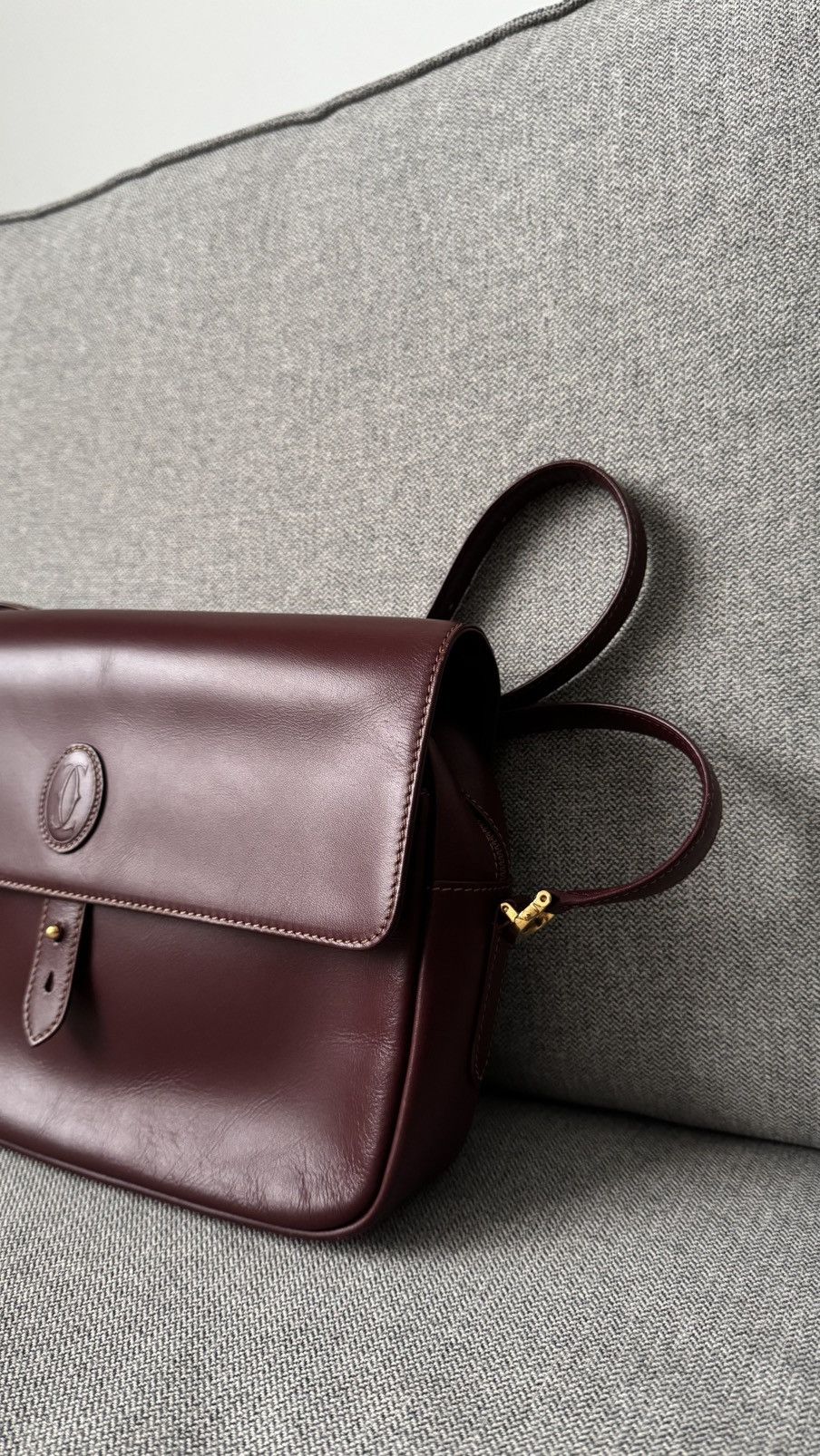 Cartier Cartier Must de Cartier Burgundy Leather Shoulder Bag Size ONE SIZE - 4 Thumbnail