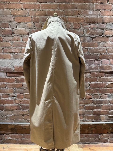 Burberry BURBERRY – Honey Single-Breasted Car Coat Size US M / EU 48-50 / 2 - 4 Thumbnail