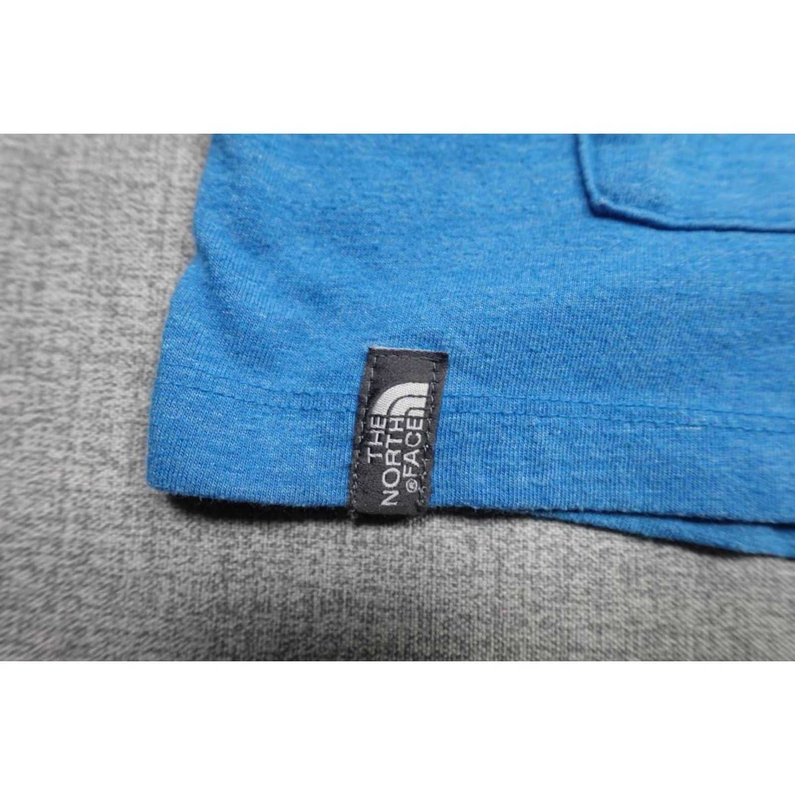 The North Face The North Face Sweatshirt Mens Large Blue Lightweight Fleece Logo Pullover Outdoor Hiking Classic Cardigan Mens 90s Size US L / EU 52-54 / 3 - 3 Thumbnail