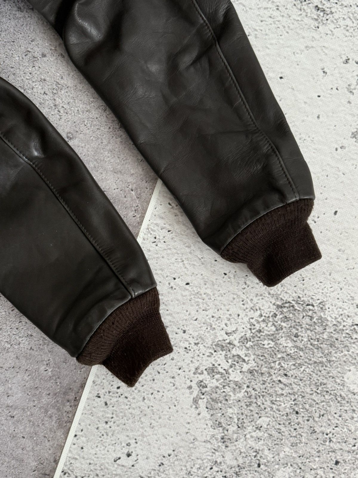 Schott Vintage Schott Brown Top-Grain Leather A-2 Bomber Jacket Size US M / EU 48-50 / 2 - 13 Thumbnail